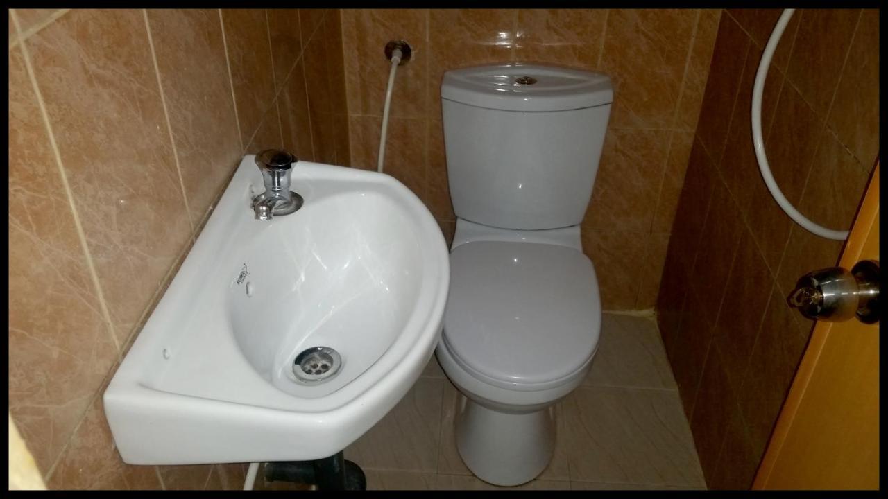 Guest house New Happy *