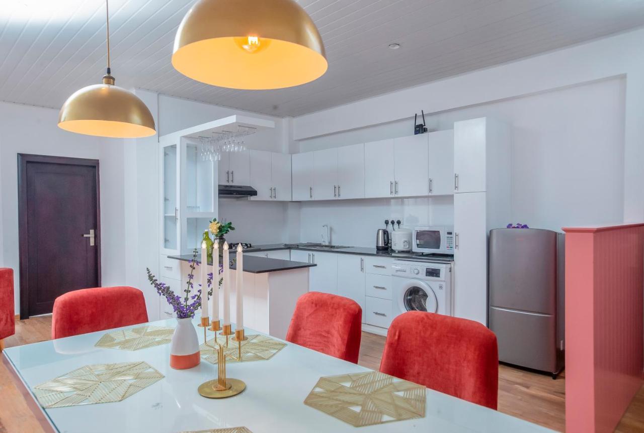 The Breeze Luxury Apartment