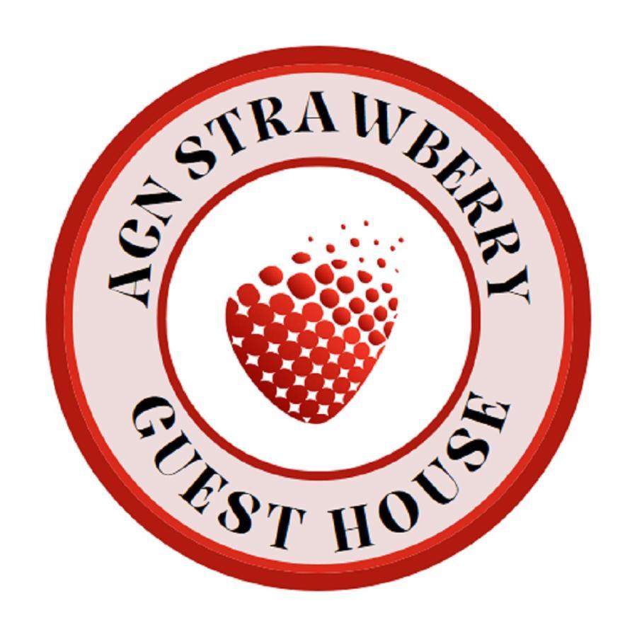 Apartment Acn Strawberry