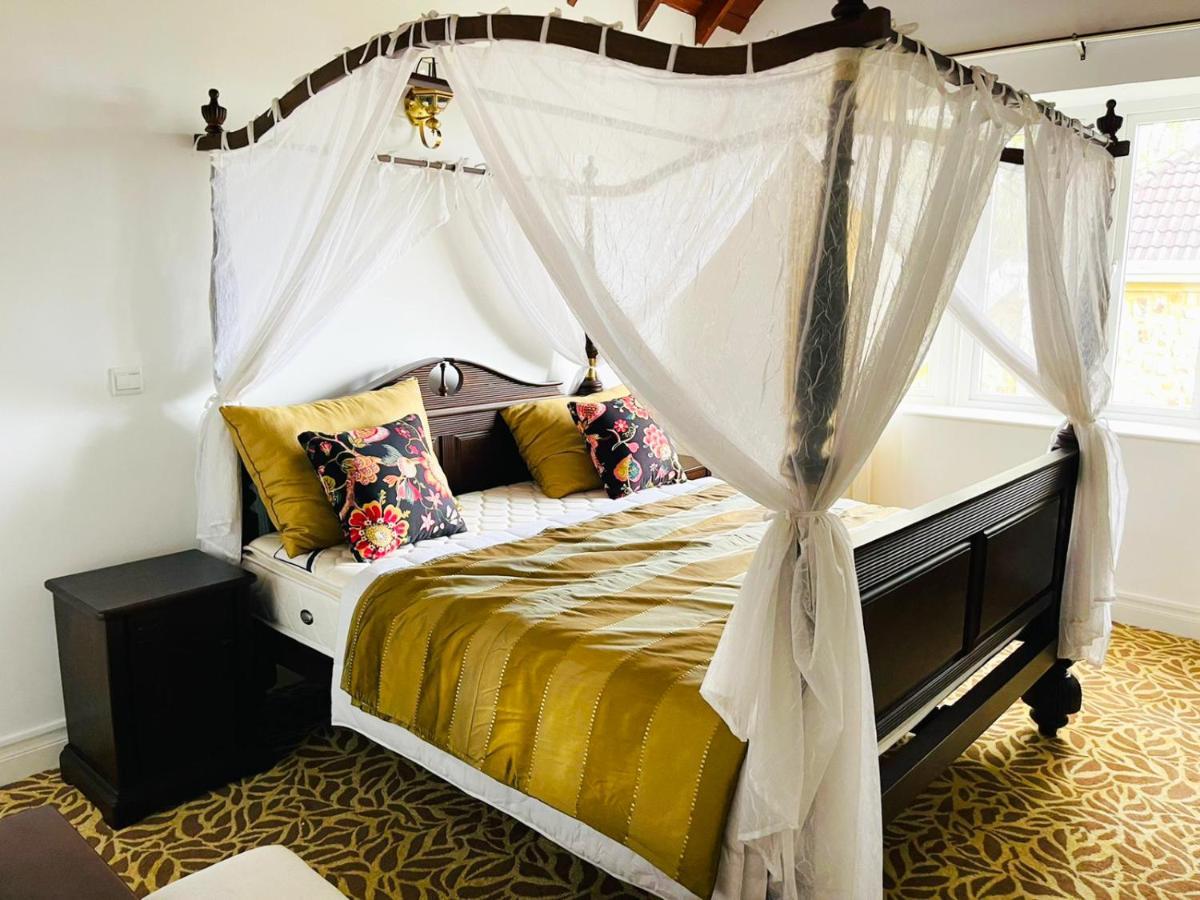 Guest house Little England By Regus *