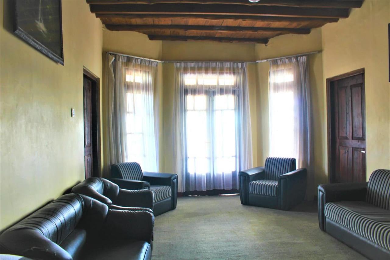 Emerald Bay Nuwaraeliya Guest house Nuwara Eliya