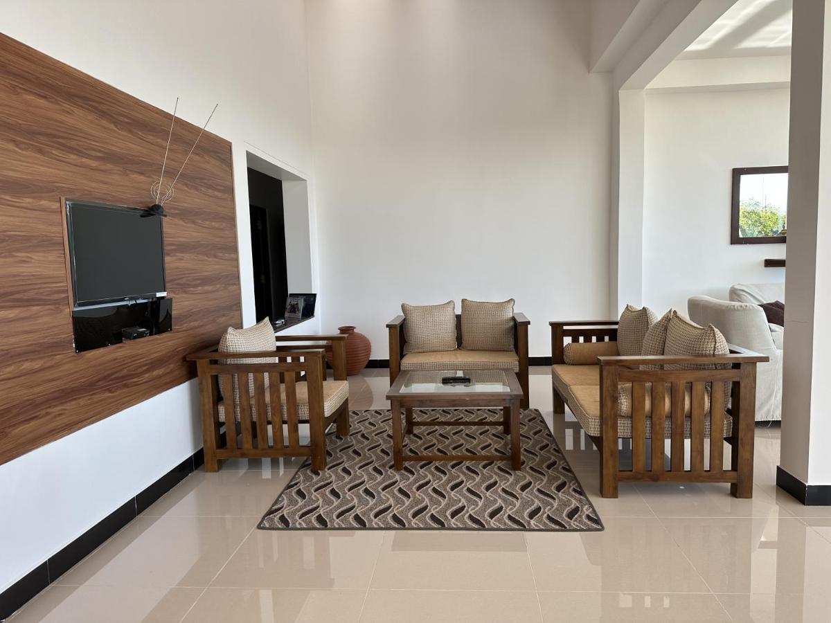 Lakmi's Nuwara Eliya