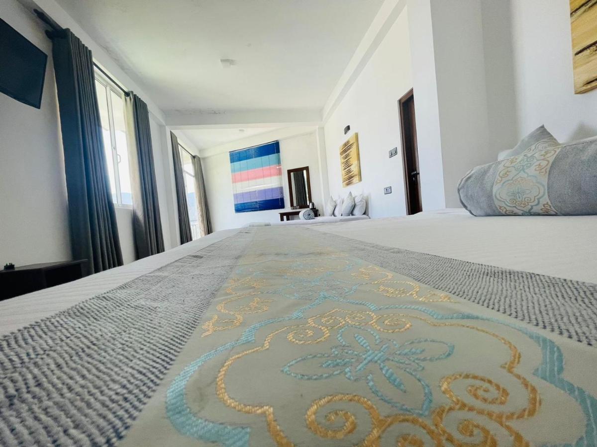 Cool Breeze Grand Resort Nuwara Eliya