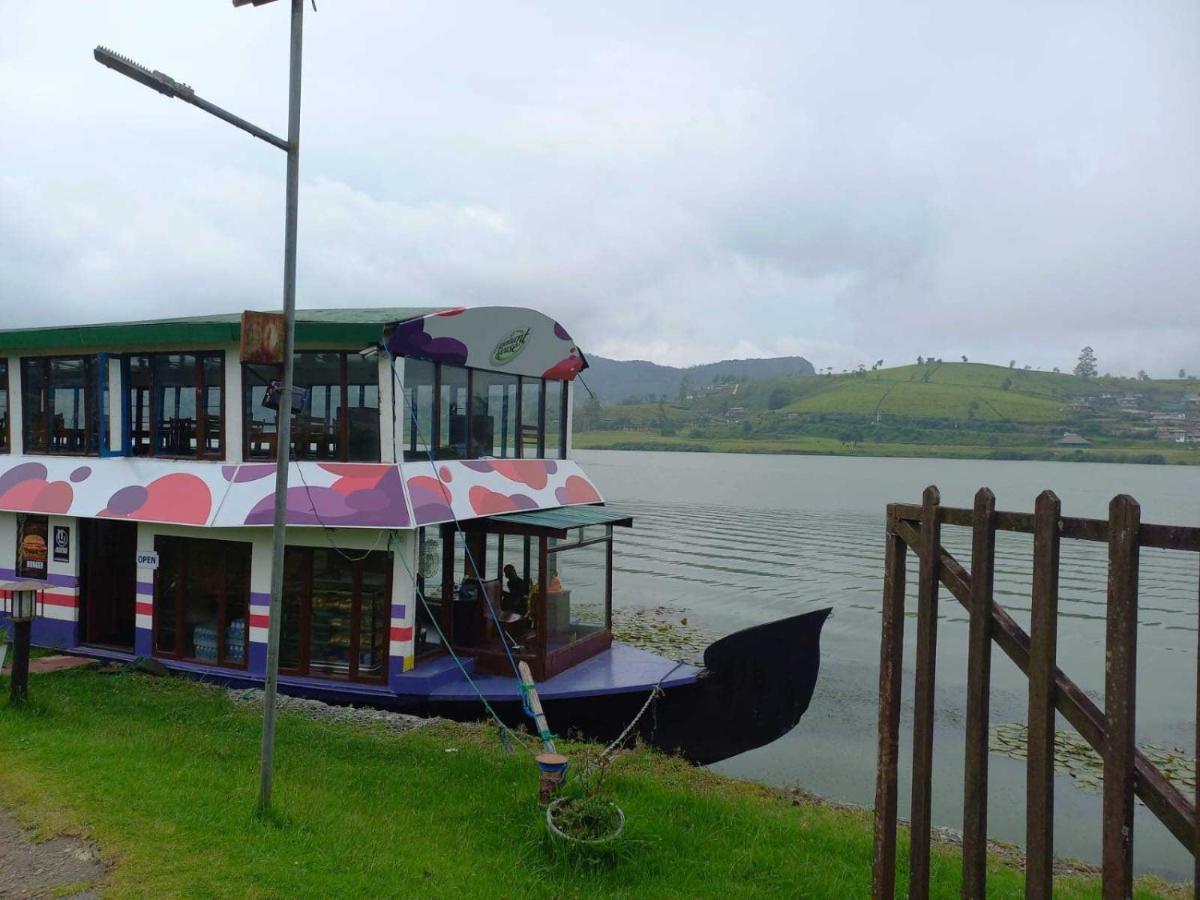 H2o Boat House *