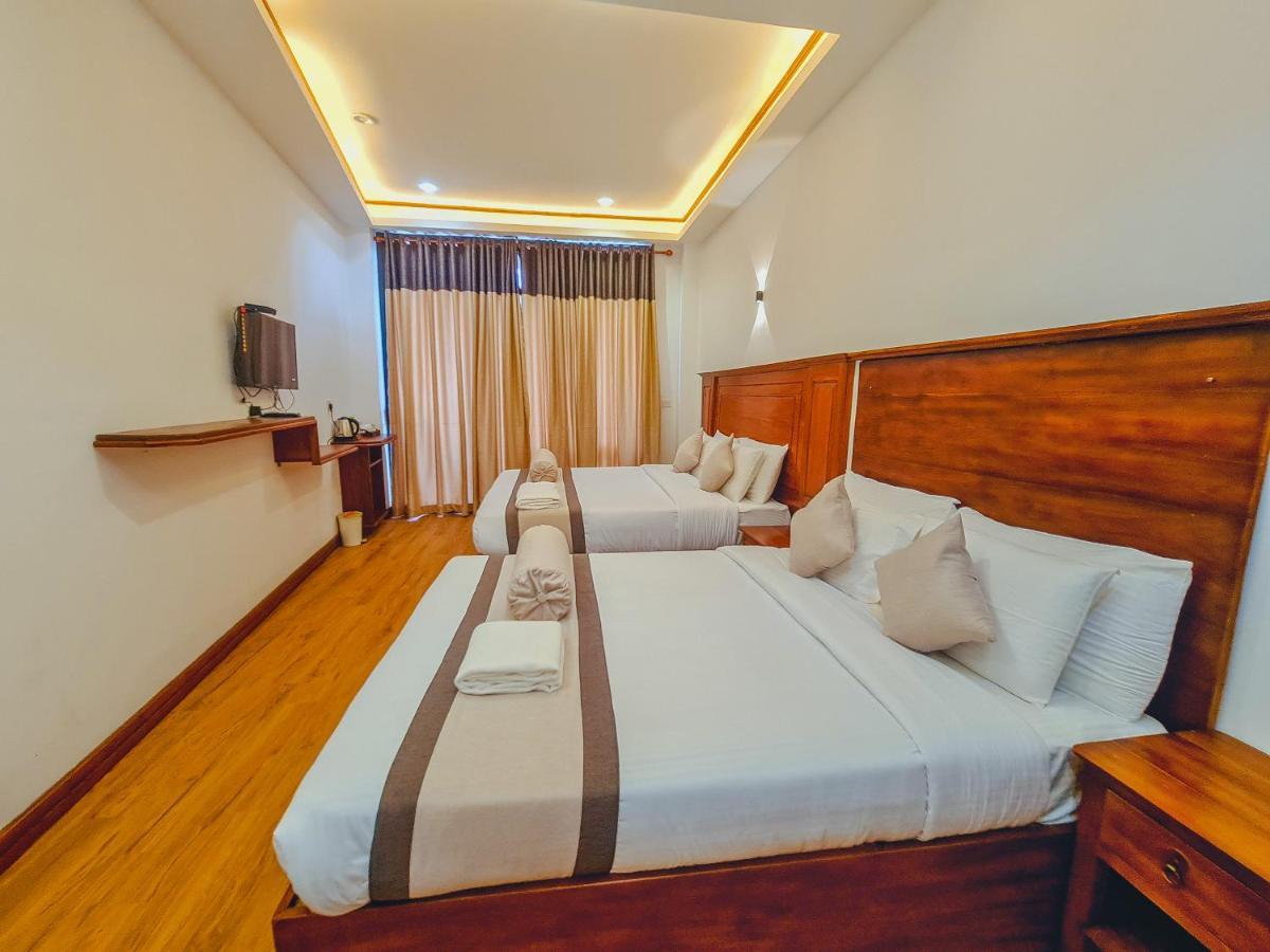Hotel Rich *