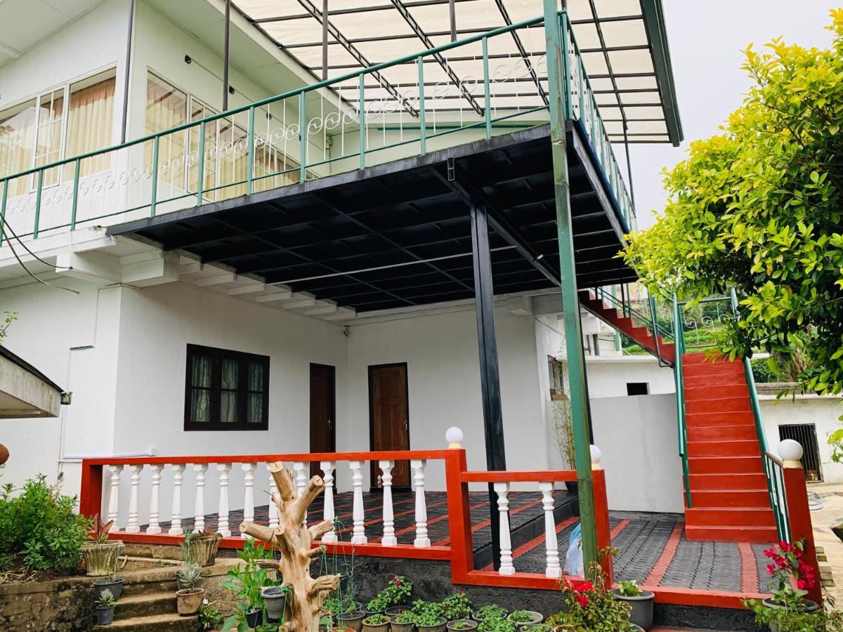 Sinora Bungalow Bed & Breakfast *
