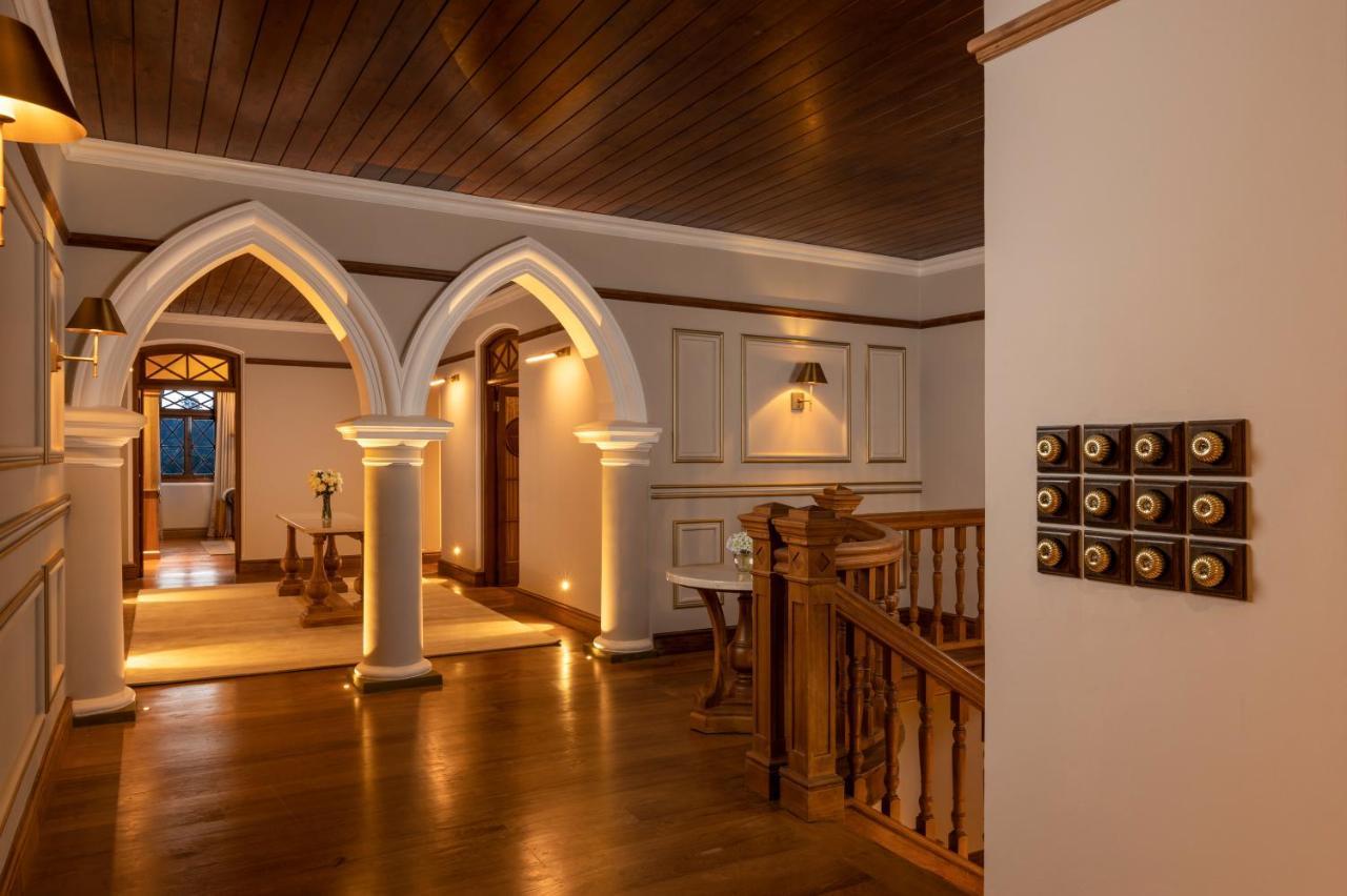 The Bellwood Manor
