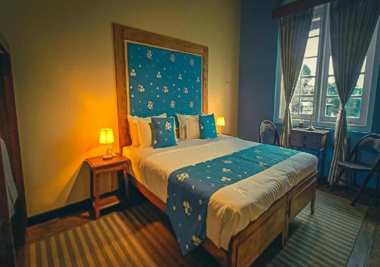 Hotel Clifton