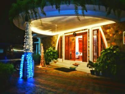 White Tower Hotel Nuwara Eliya