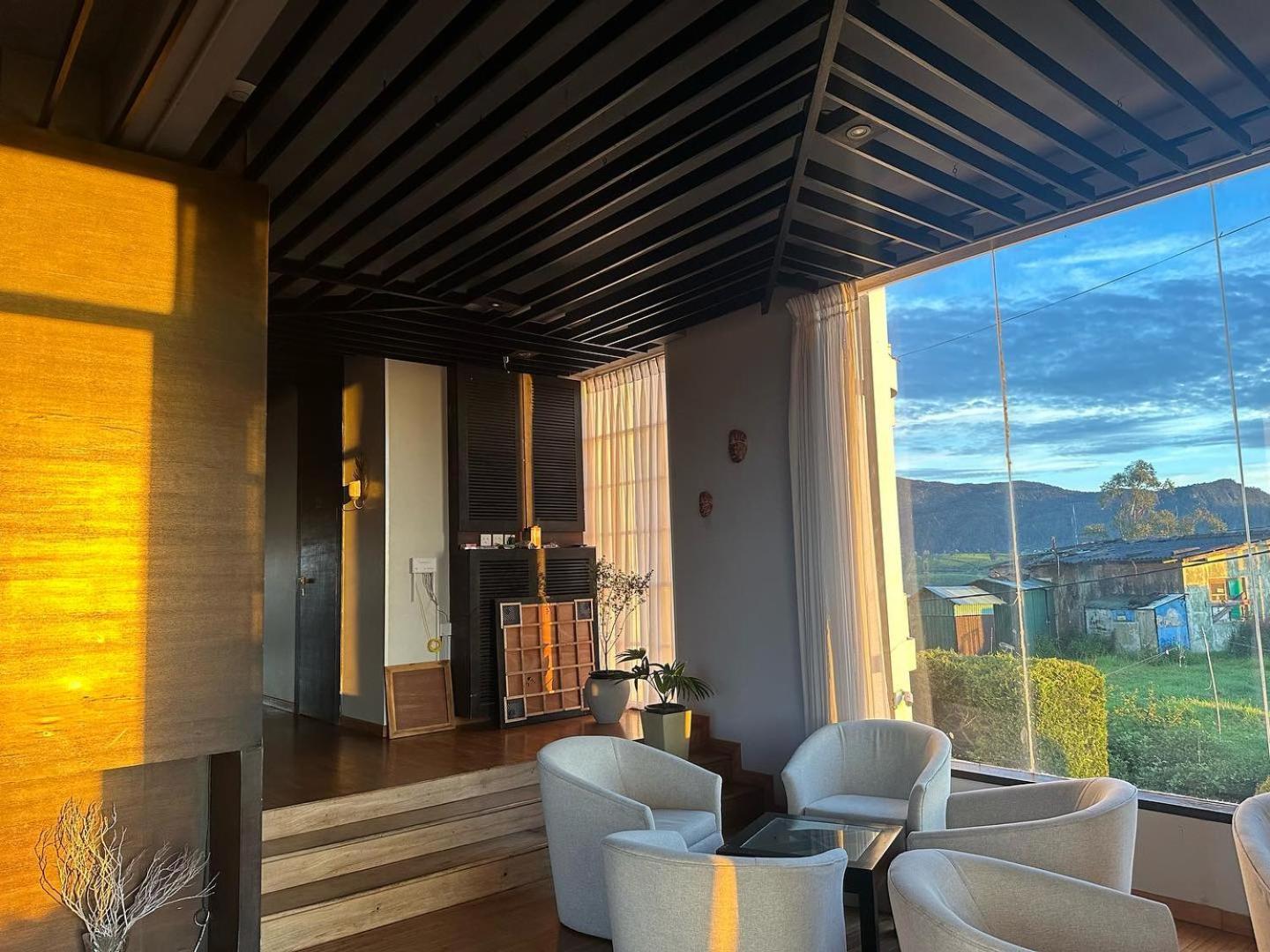 Hotel Victoria Court 3*