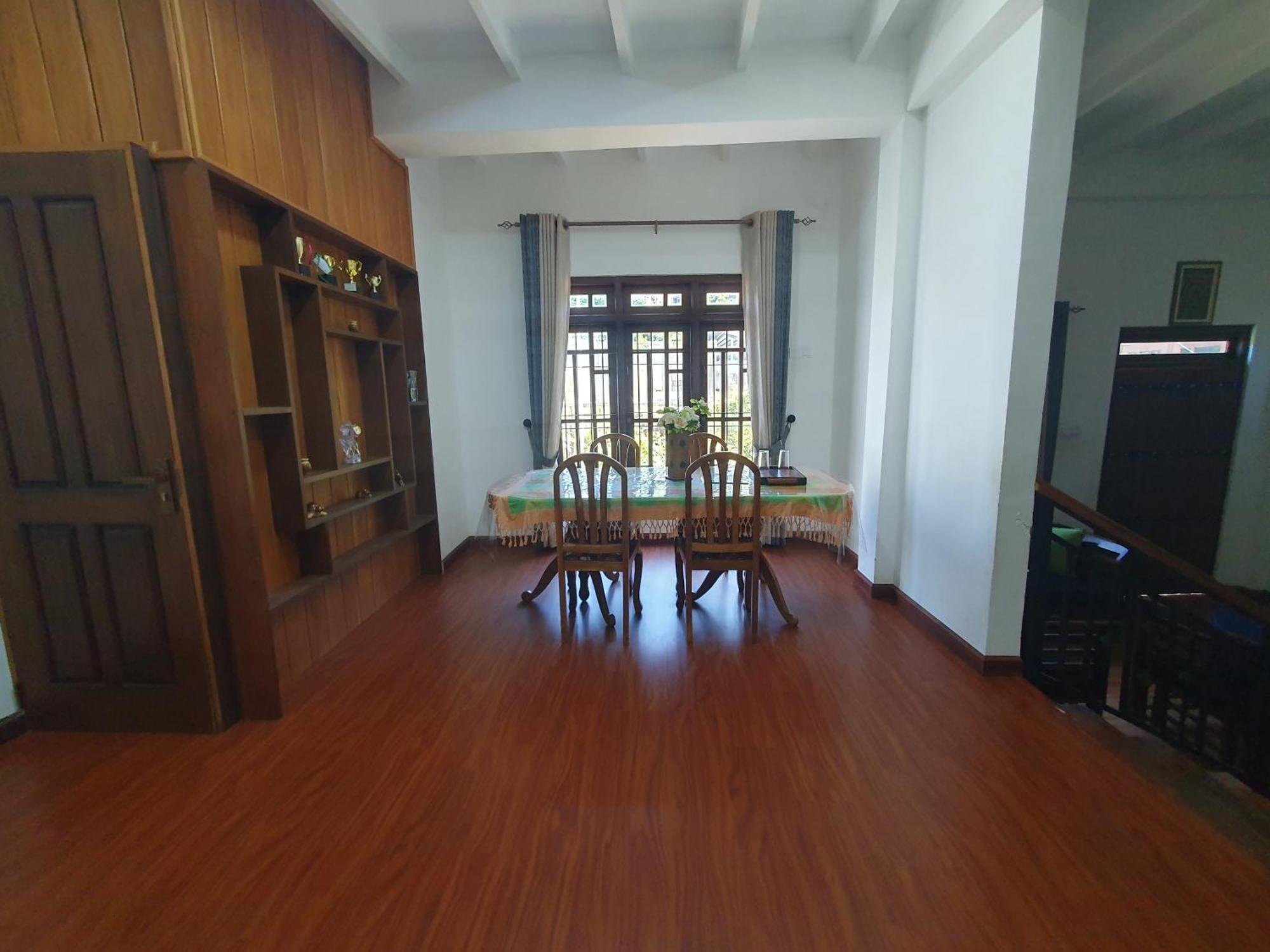 Barrow Guest house *