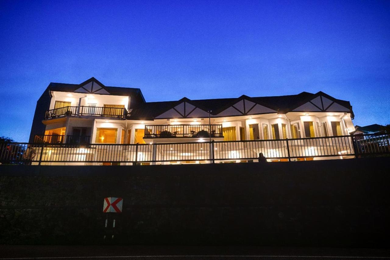 Eden Hill 5*
