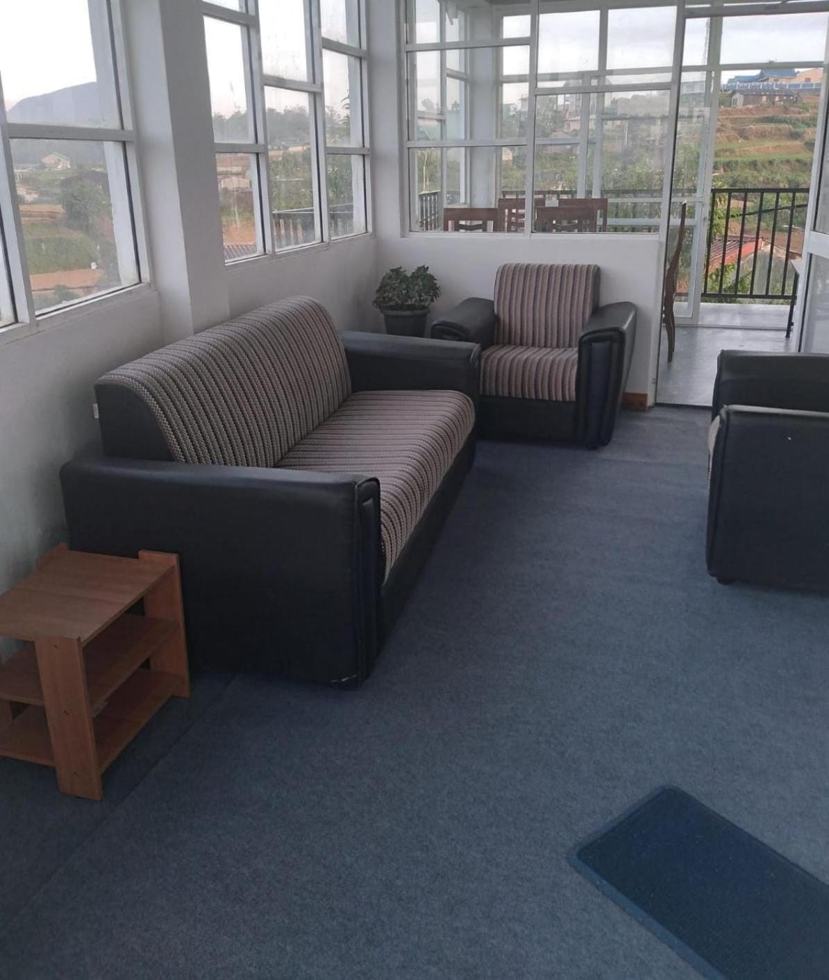 Guest house Sunsky Family Guest Nuwara Eliya