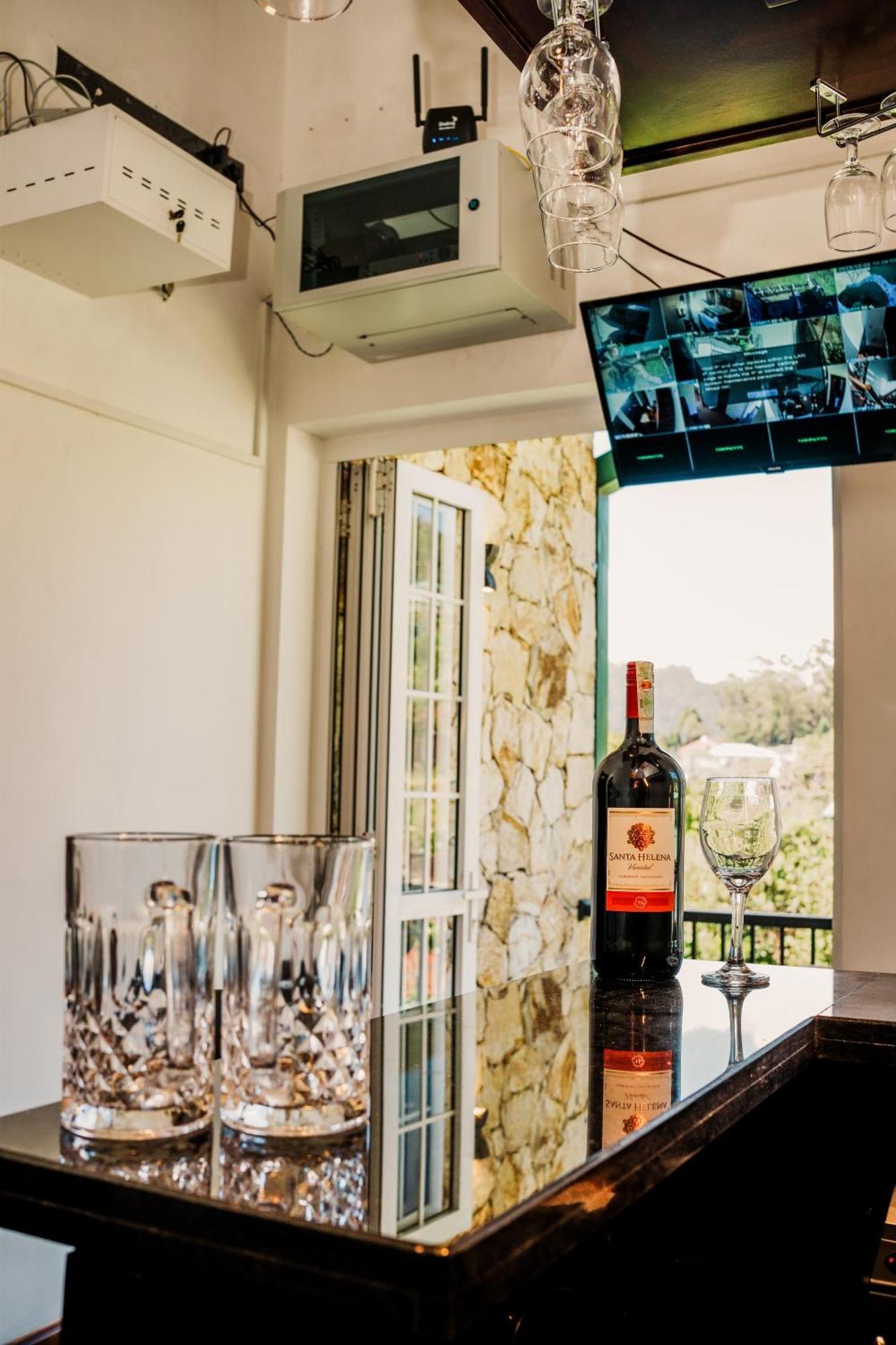 Kensington Place Apartment