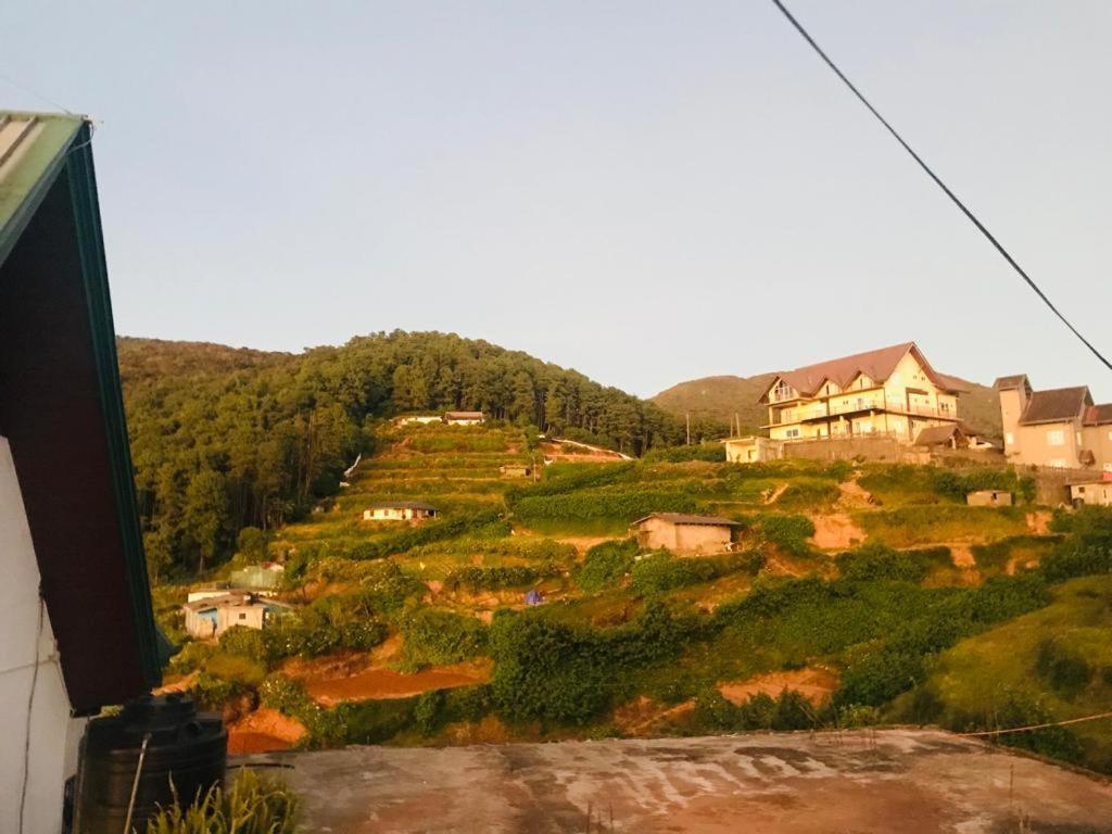 White House Holiday home Nuwara Eliya