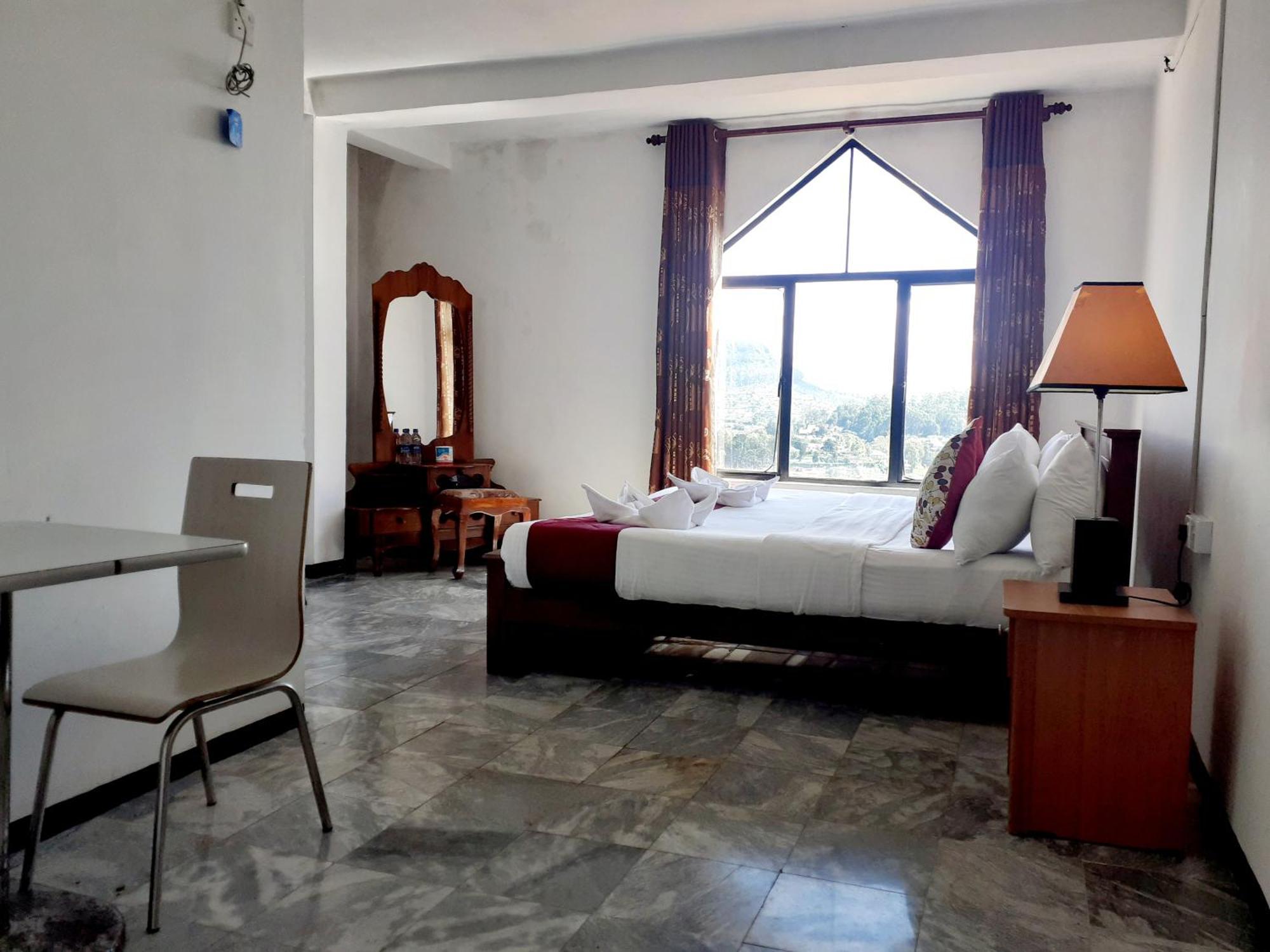 New Unique View Nuwaraeliya Hotel