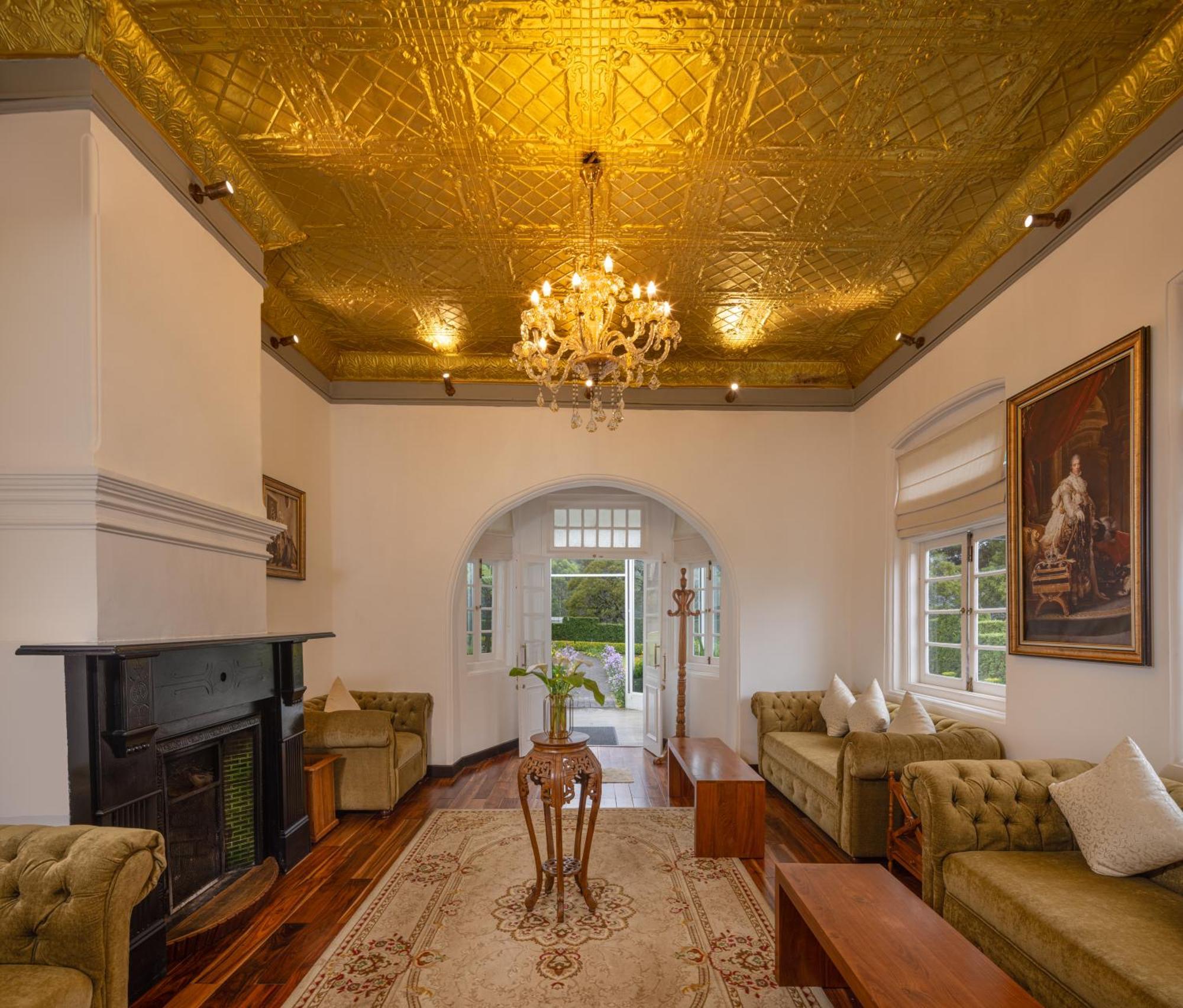 The Clovelly Villa