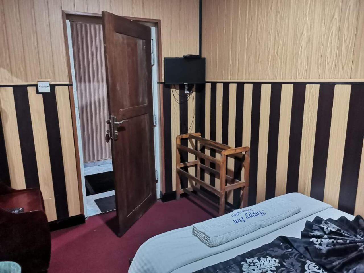 Bed & Breakfast Happy *