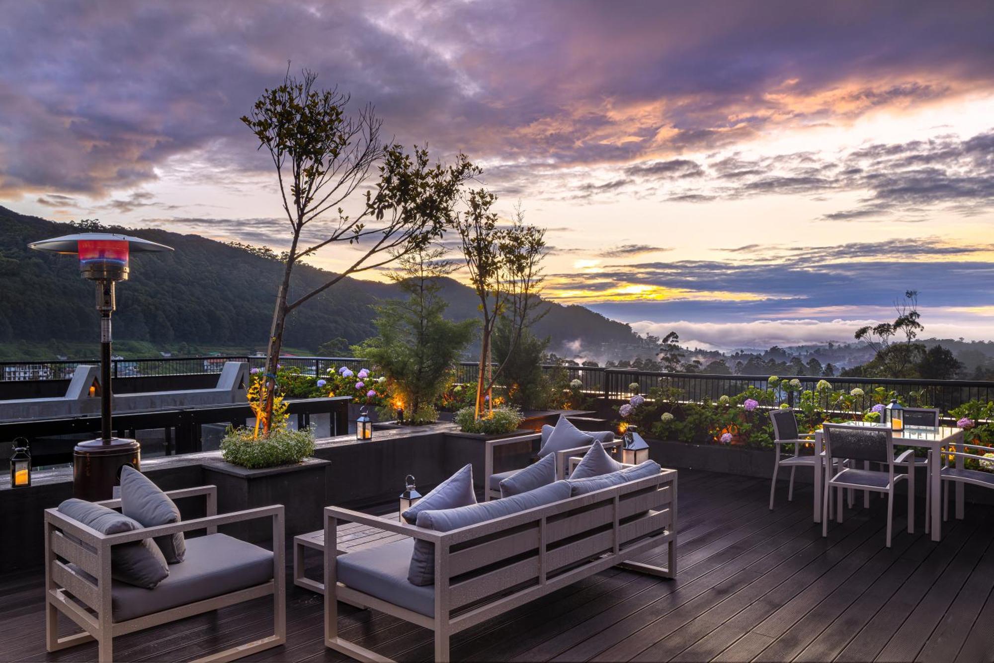 The Golden Ridge Hotel Nuwara Eliya