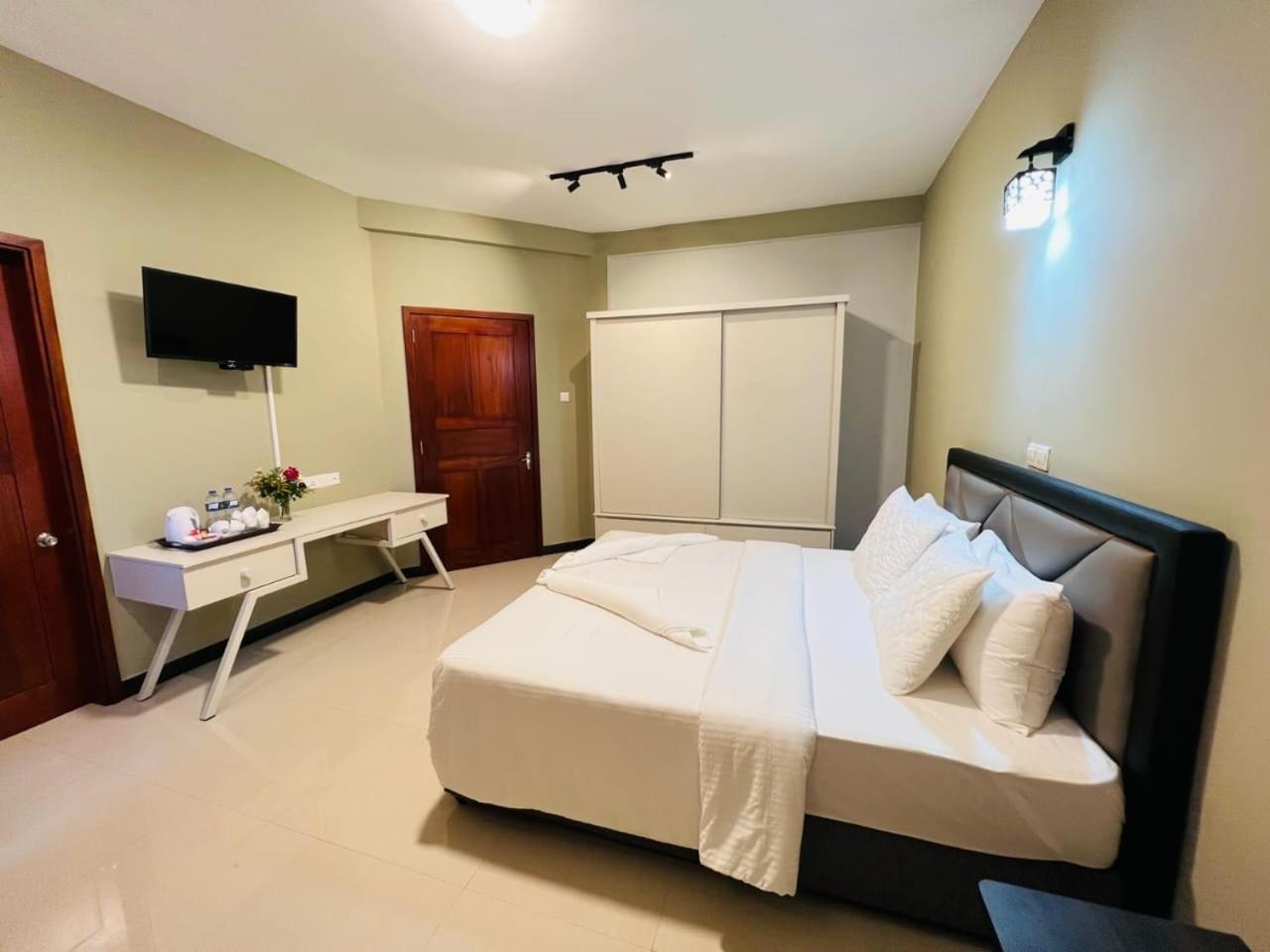 Hotel Moon Light 3*