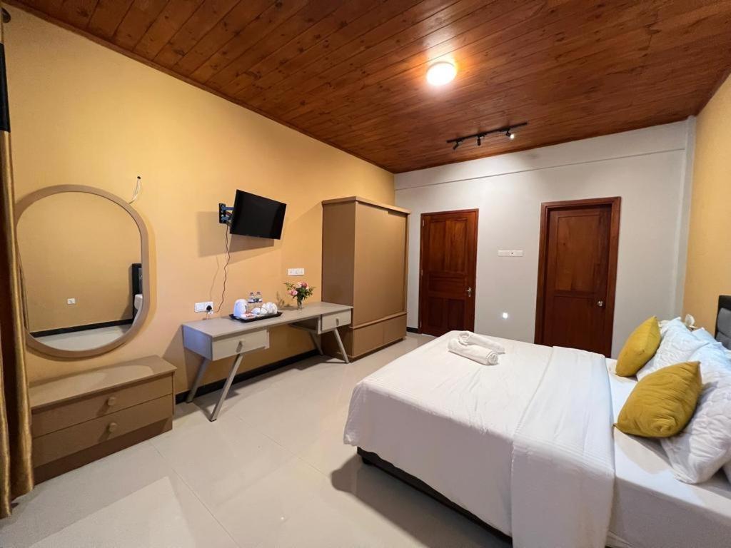Hotel Moon Light 3*