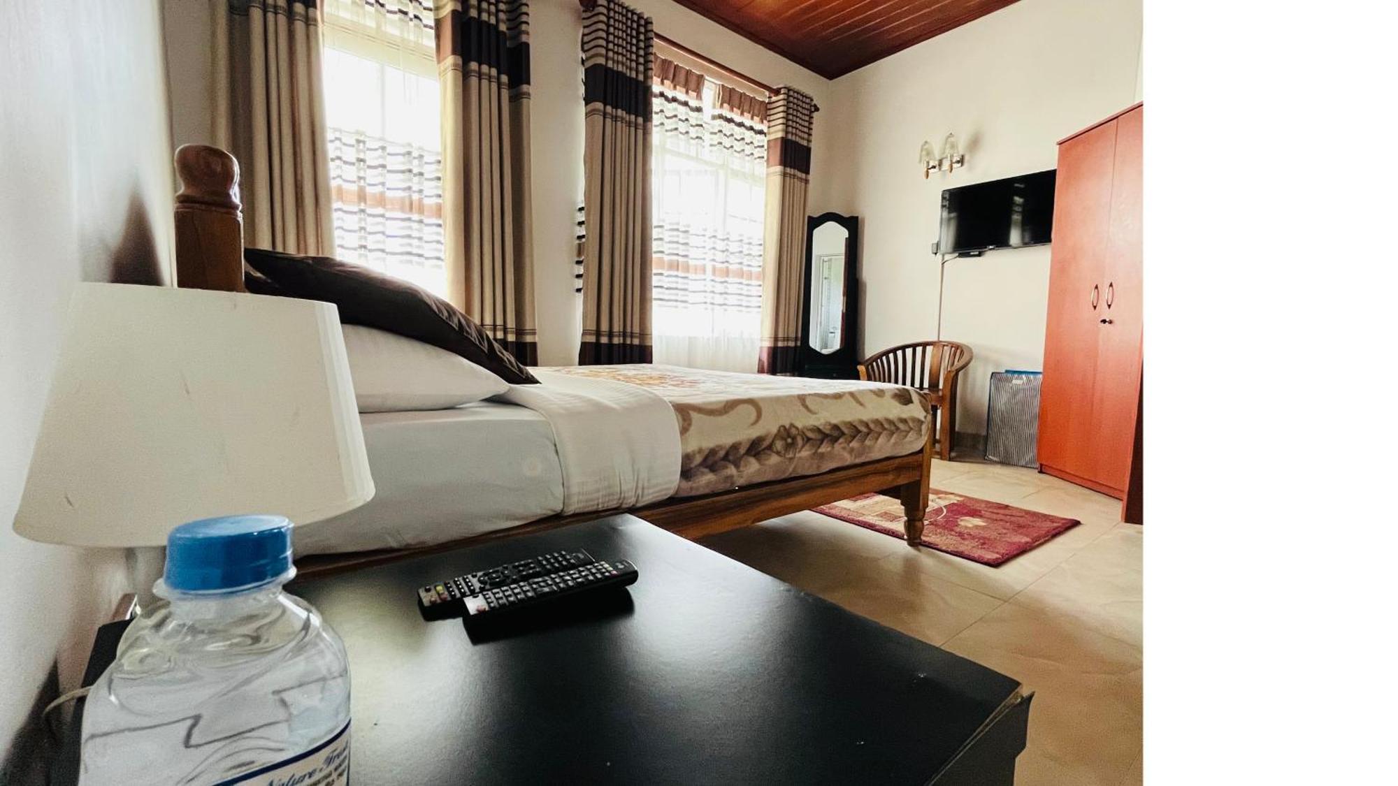 Thuring's Nuwara Eliya