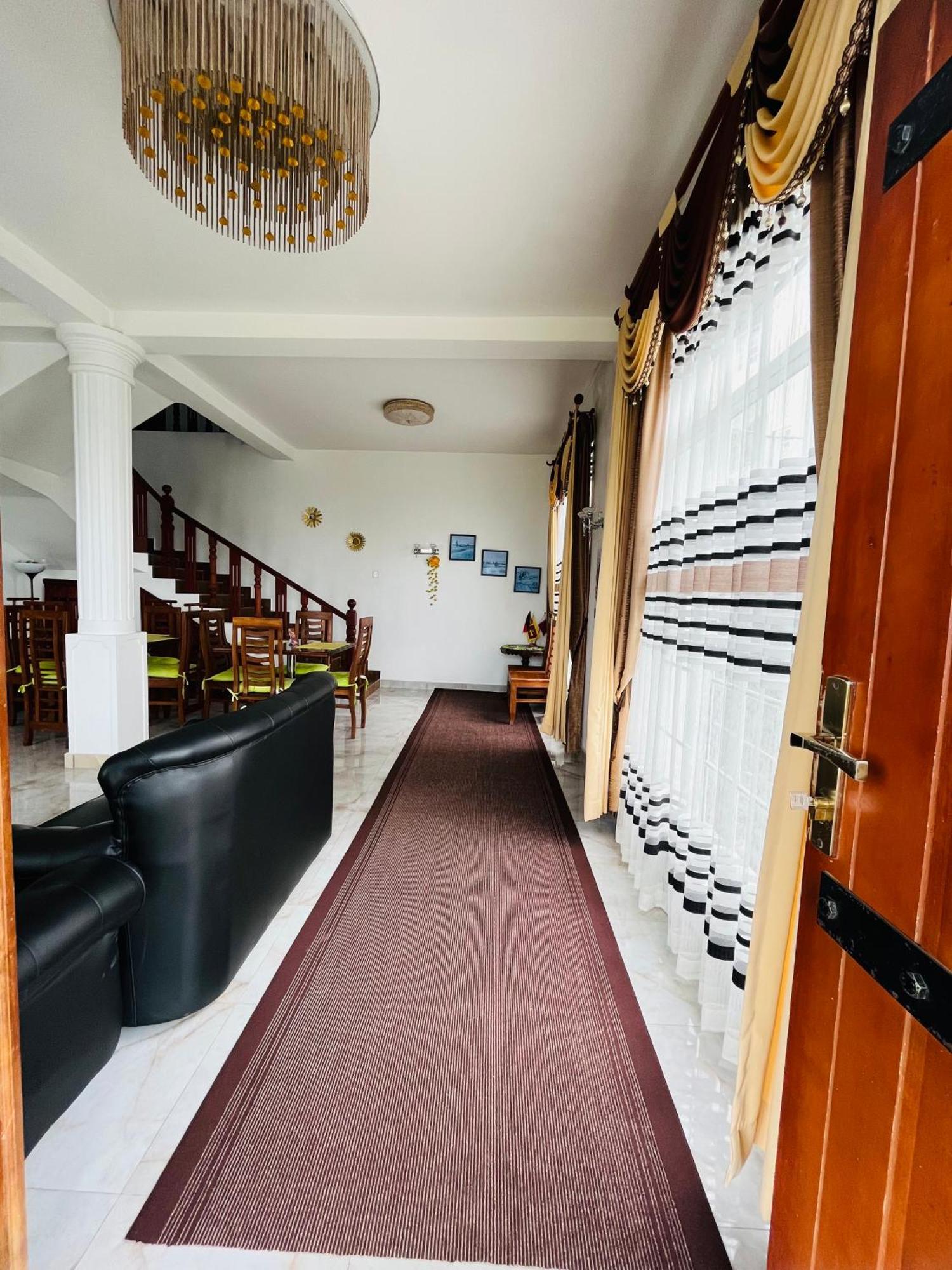Thuring's Nuwara Eliya
