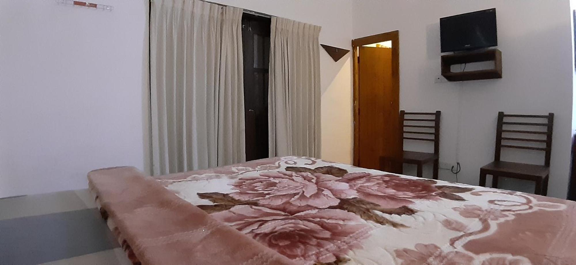 Hotel Vishmi's Rest
