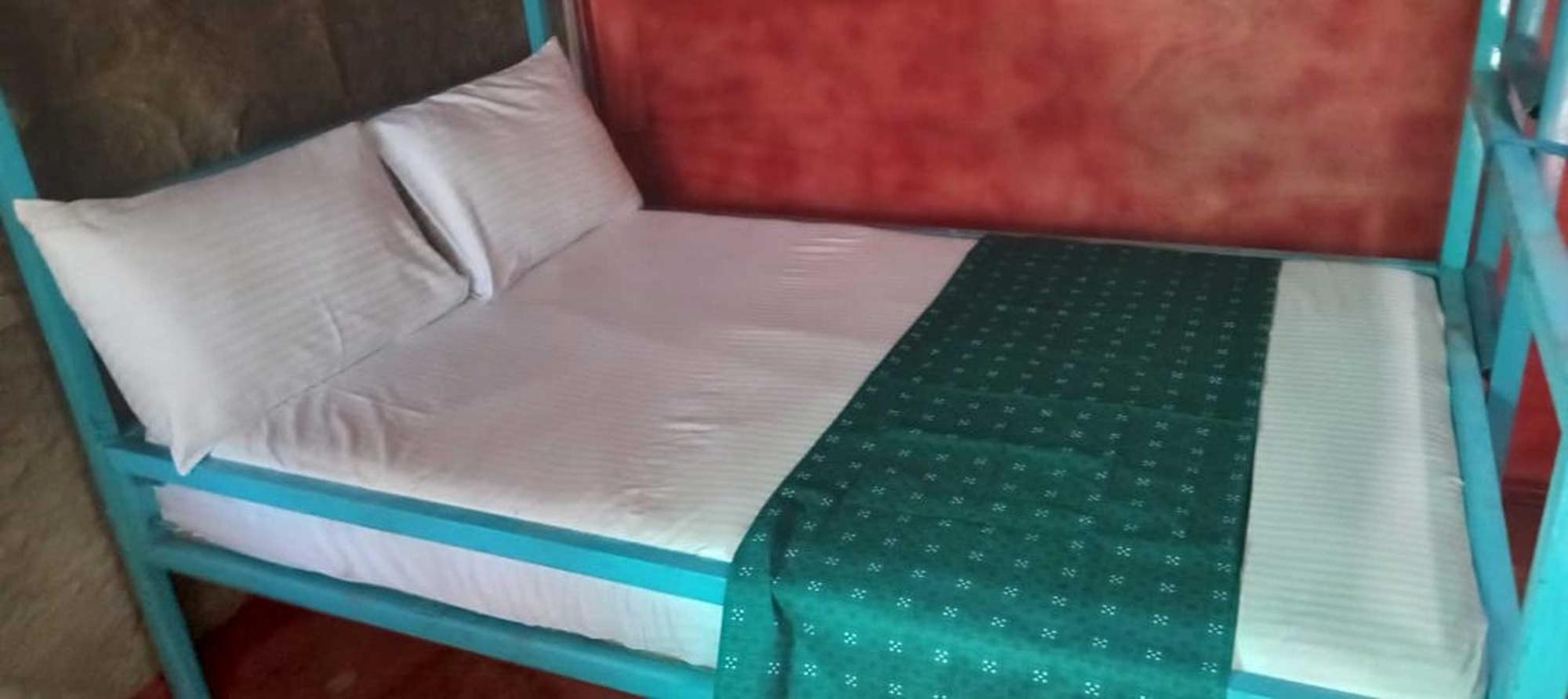 The Train View Bed & Breakfast Nuwara Eliya