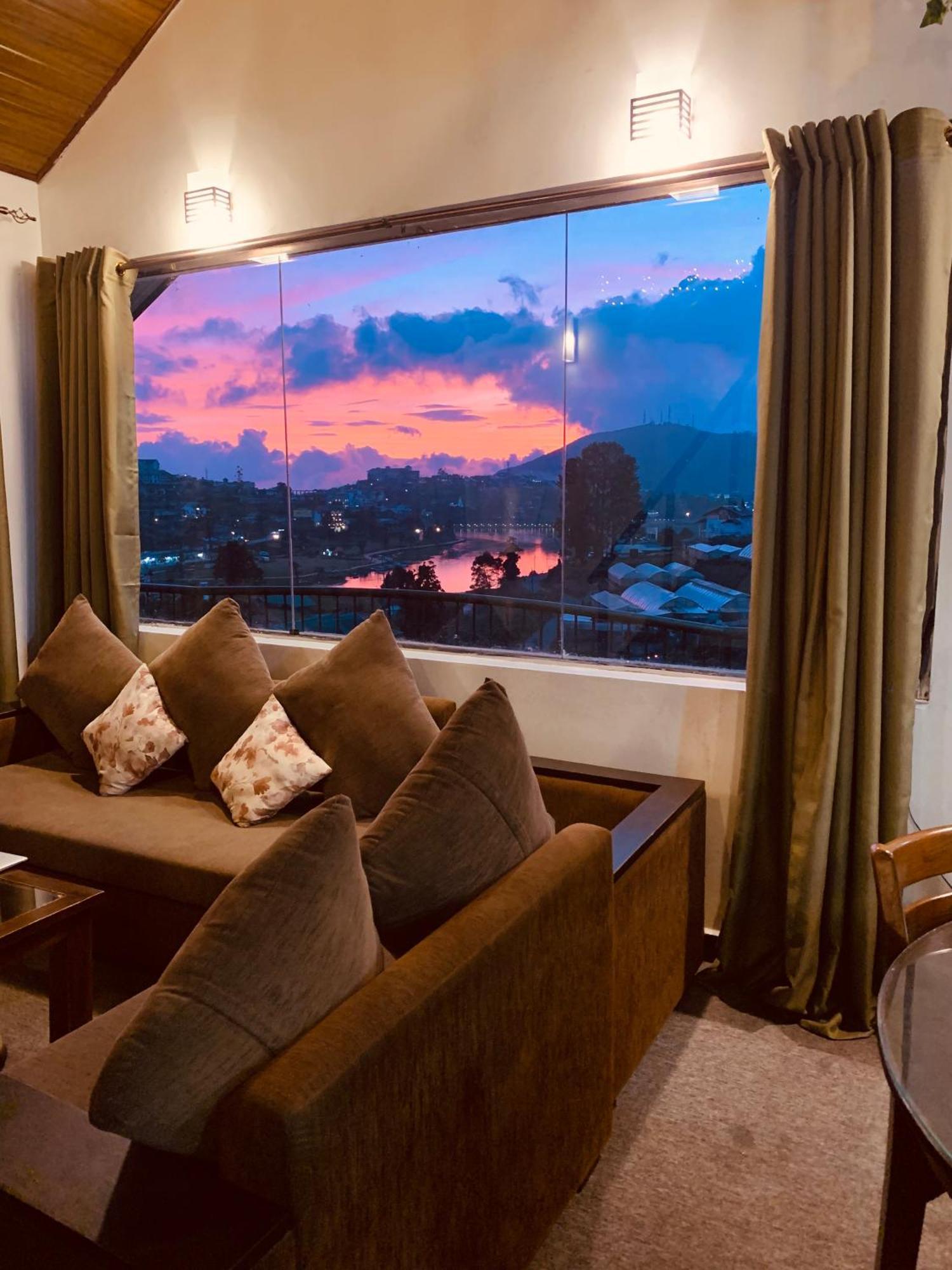 Heaven View Residencies Apartment *