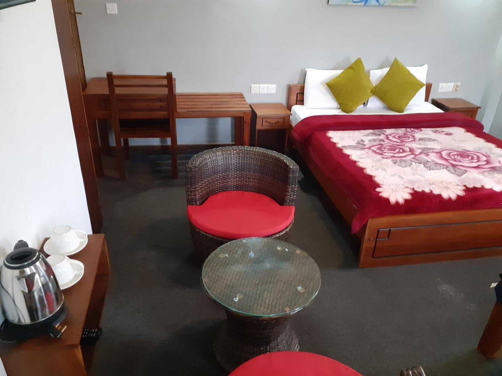 Hotel Vishmi's Rest