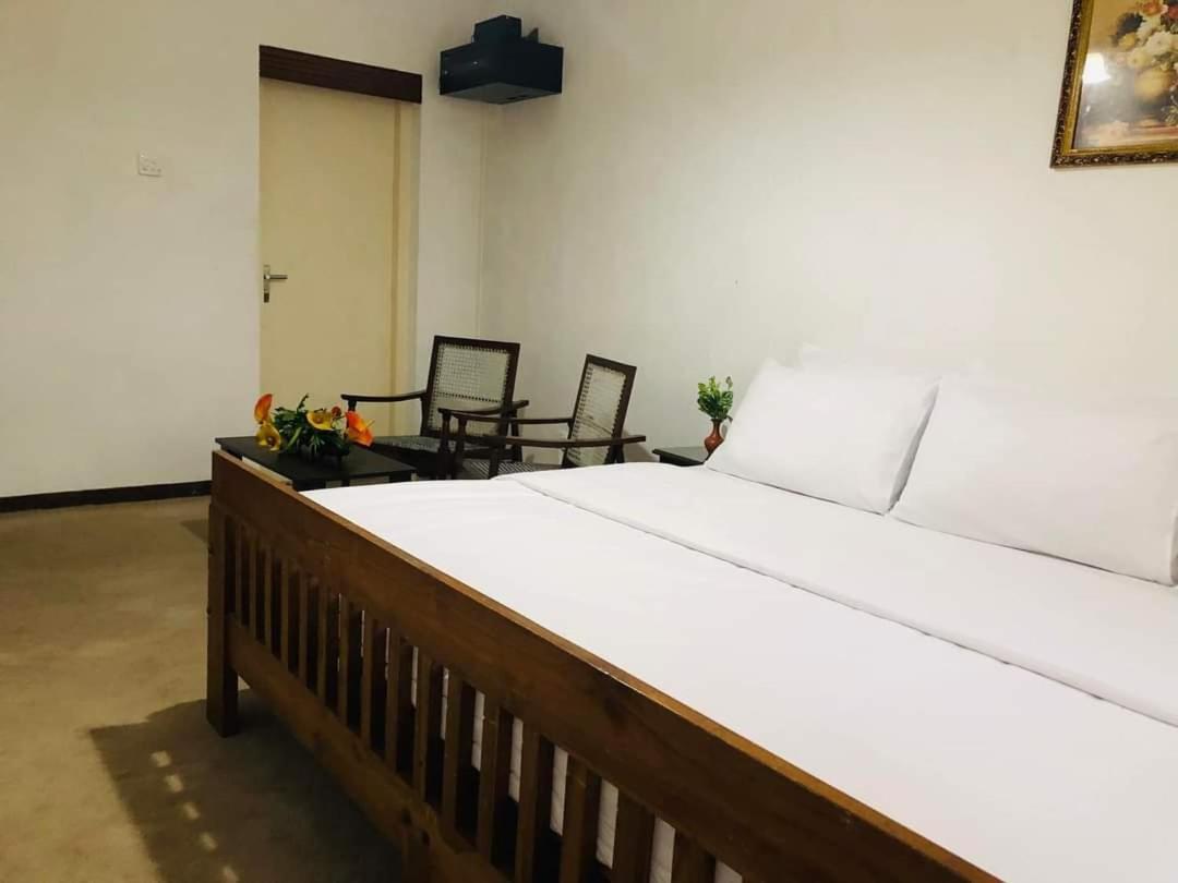 Mount Mary Inn 3*