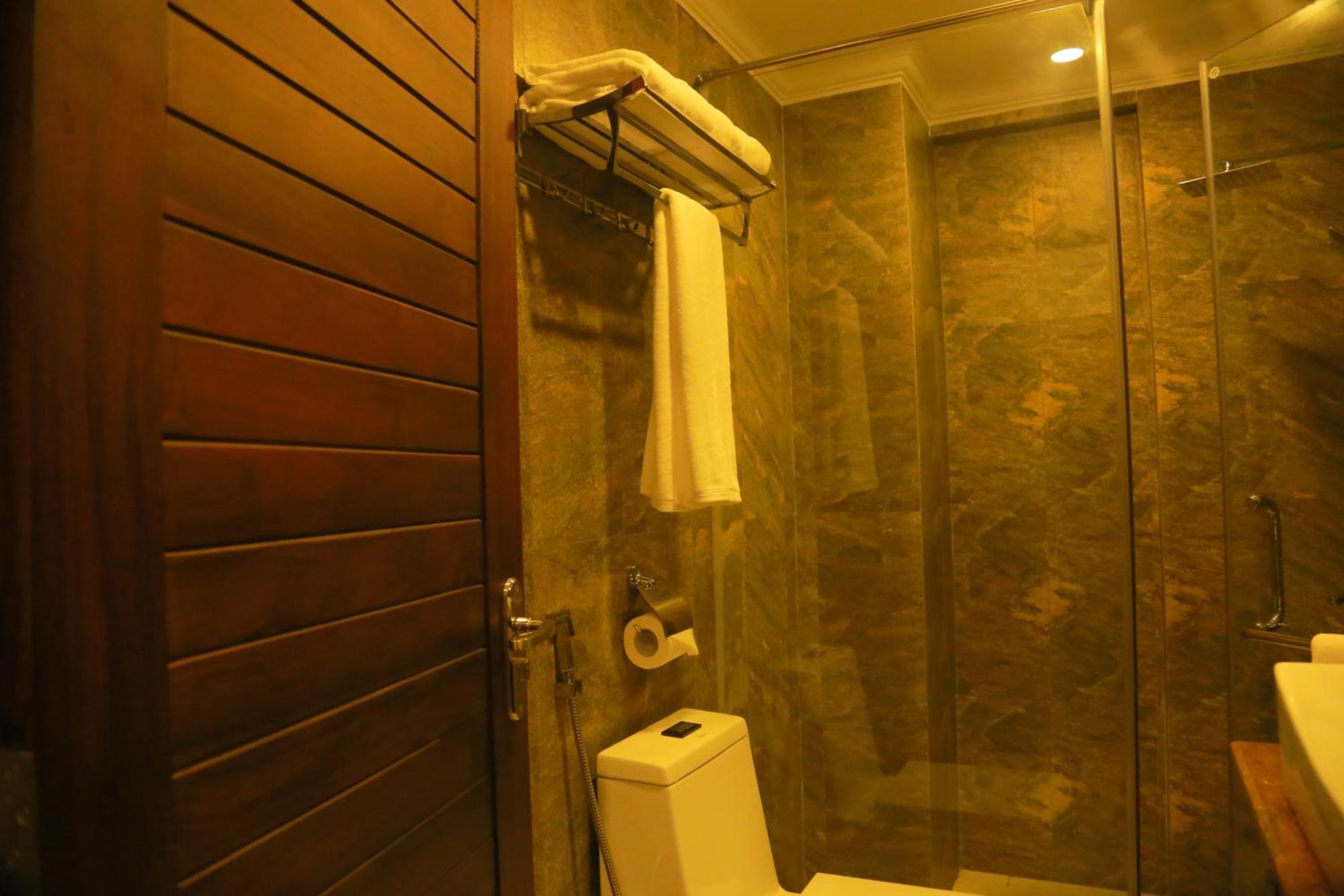 Galaxy Grand Hotel 3*