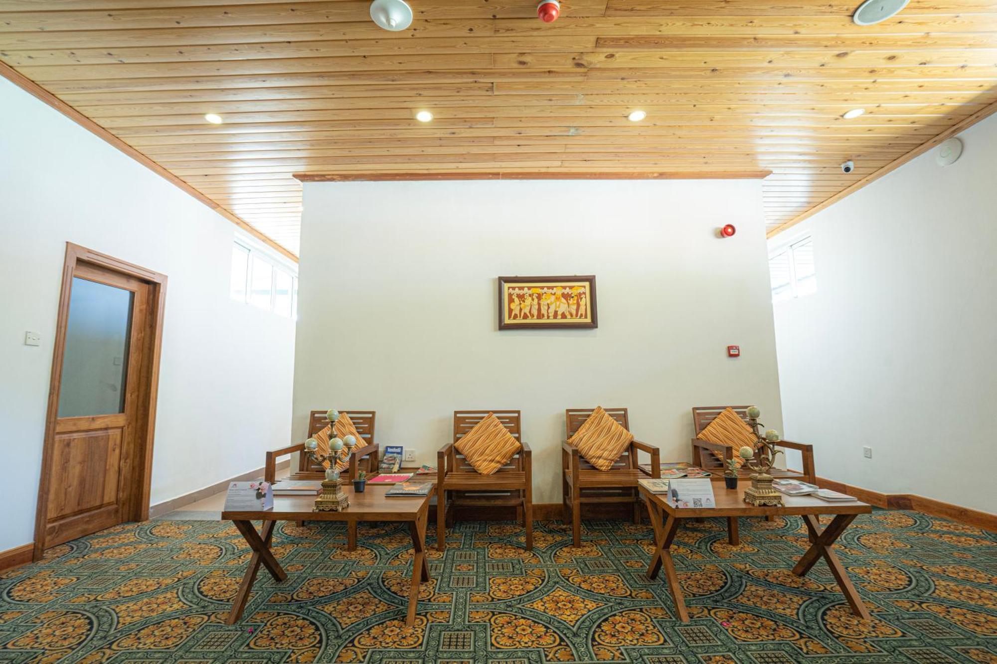 Hotel Araliya Green Hills - Where Historic Charm Mingles With Natural Beauty
