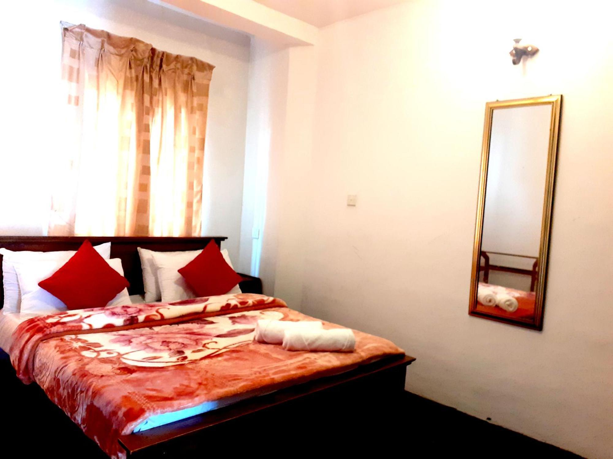 Guest house J J S & Nuwaraeliya