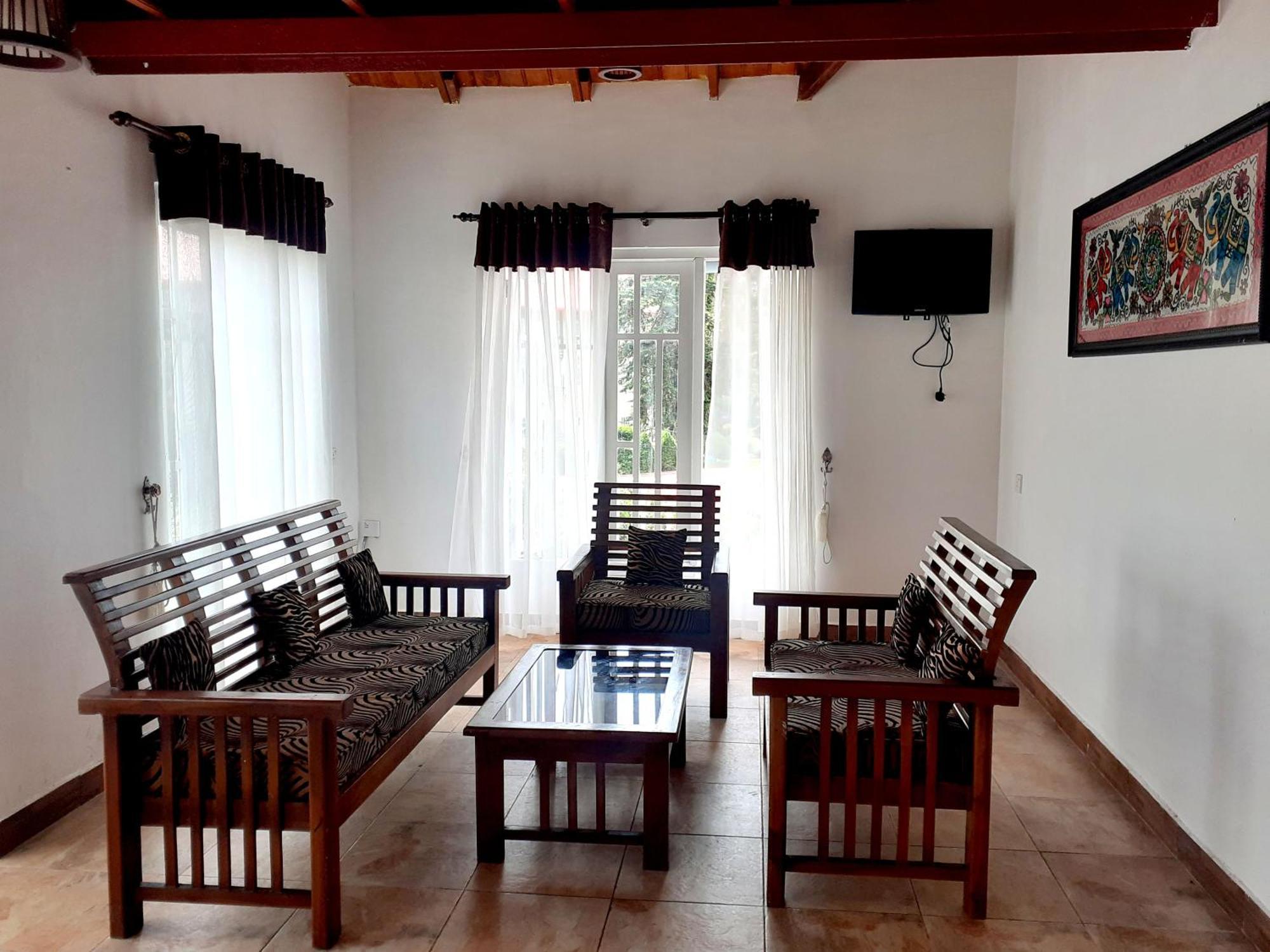 J J S & Nuwaraeliya 3* Nuwara Eliya