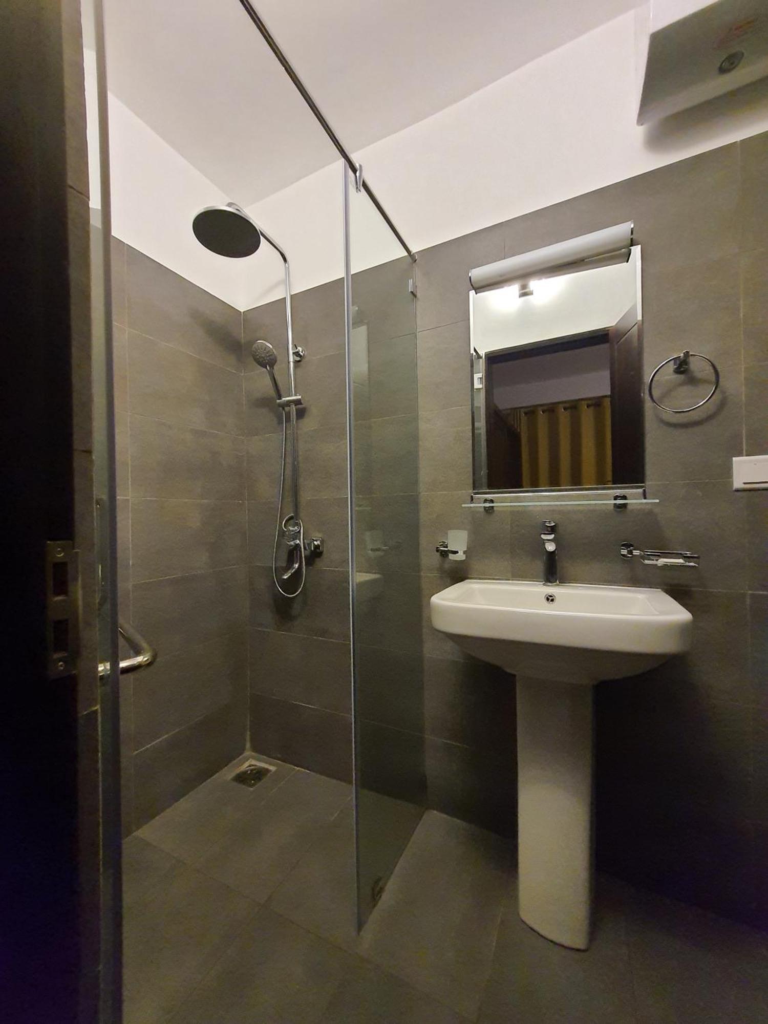 Mount View Two Bed Apartment *