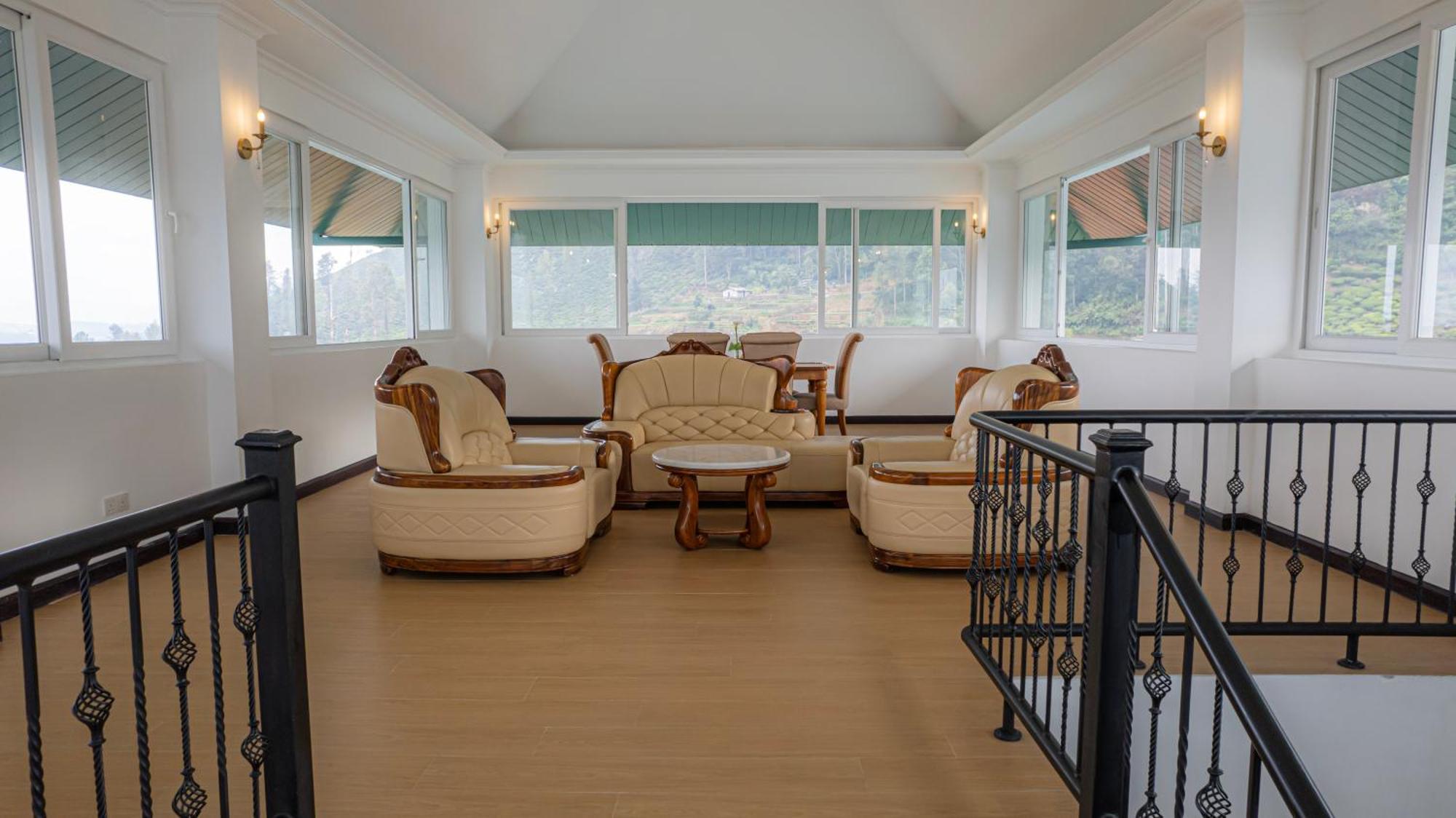 Araliya Red - Budget Friendly Hotel- Where Find Stunning 360 Panoramic View Of 4* Nuwara Eliya