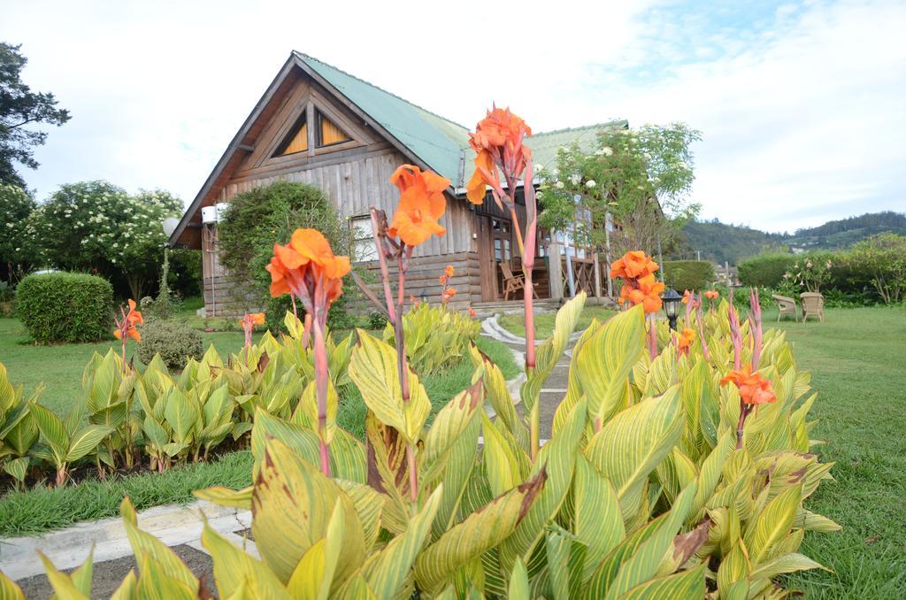 Chalet Calamander Lake Gregory *