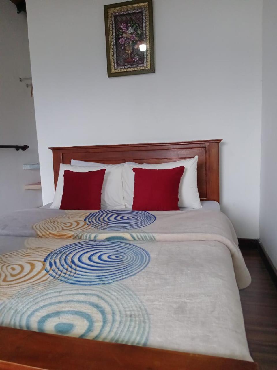 Kadalla Guest house