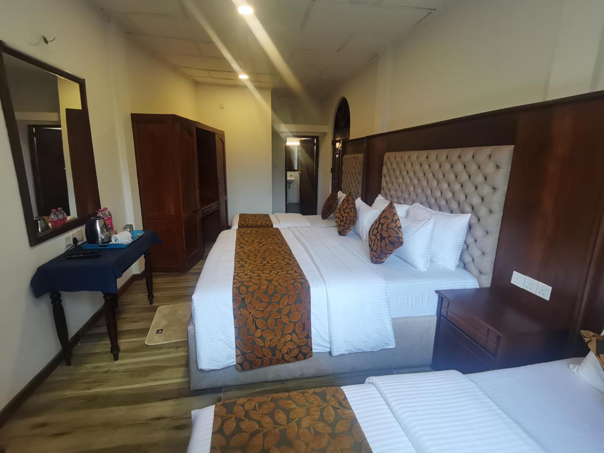 Hotel Silver Falls - 3*