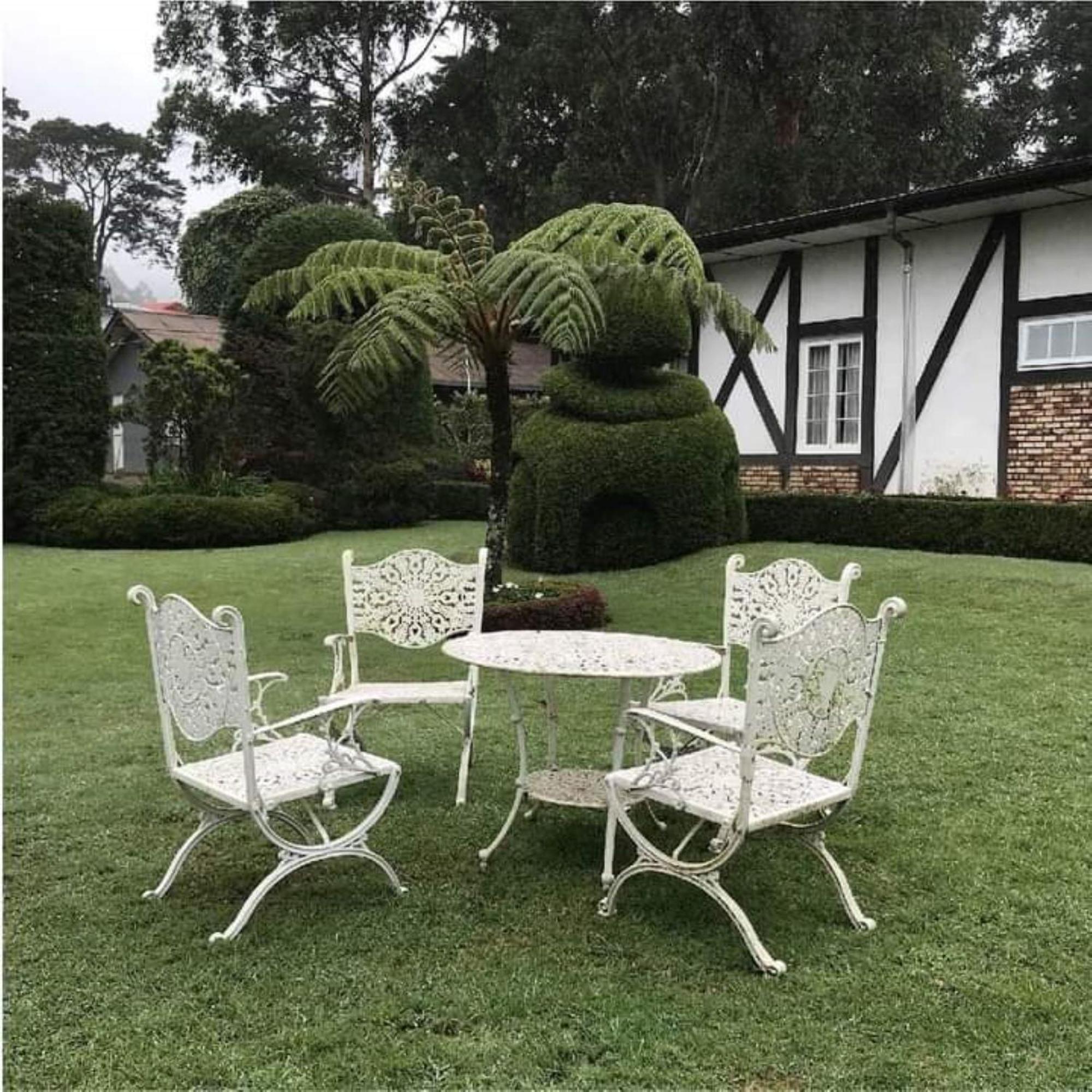 Glendower Hotel 4*