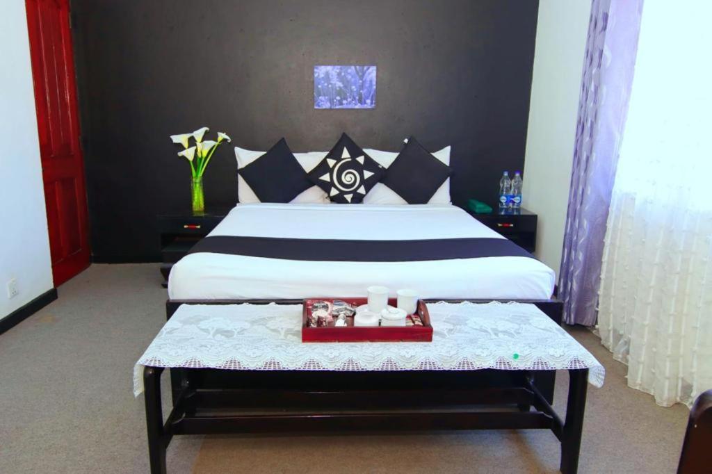 Heavenly Guest house *