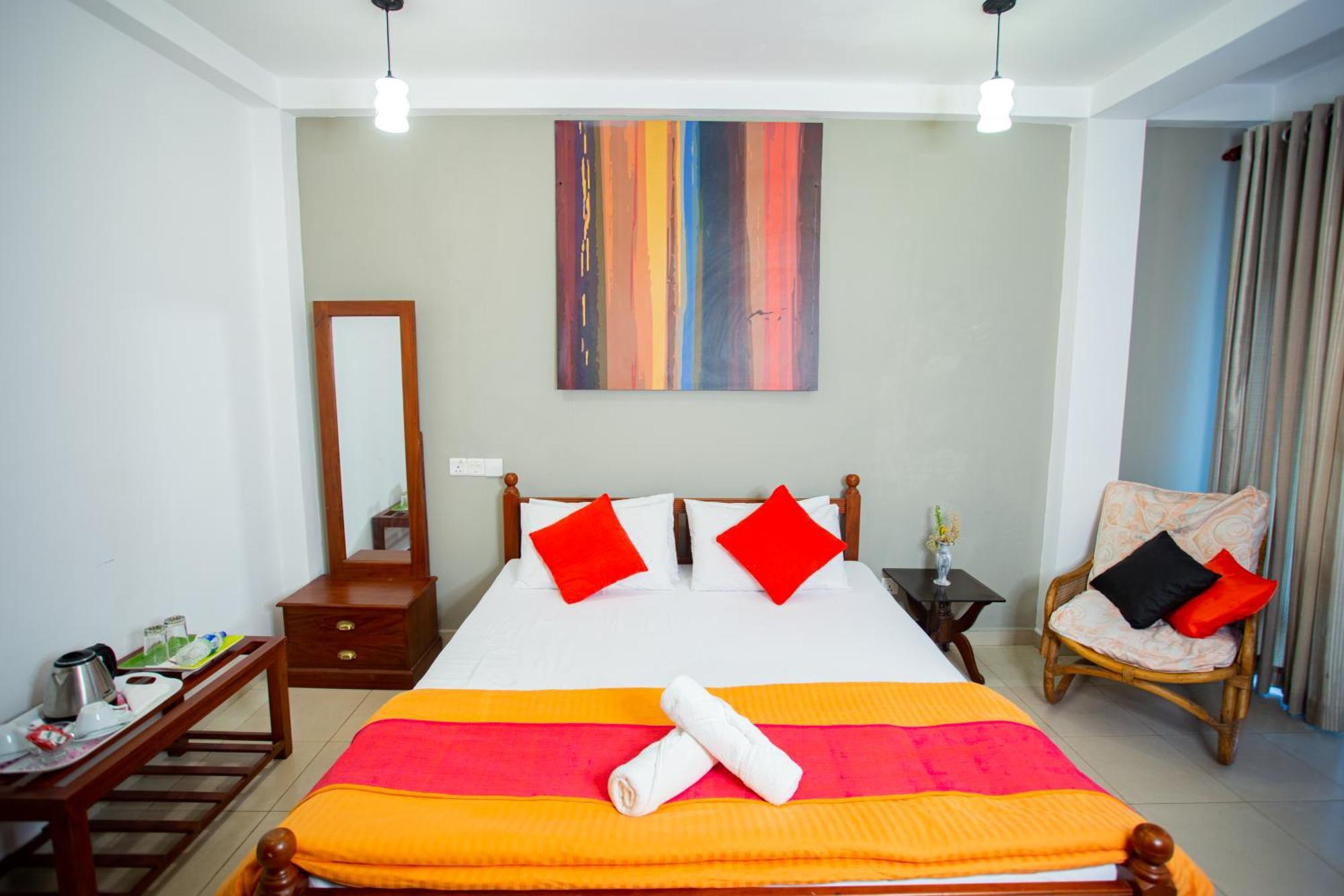 Hillneliya Hotel