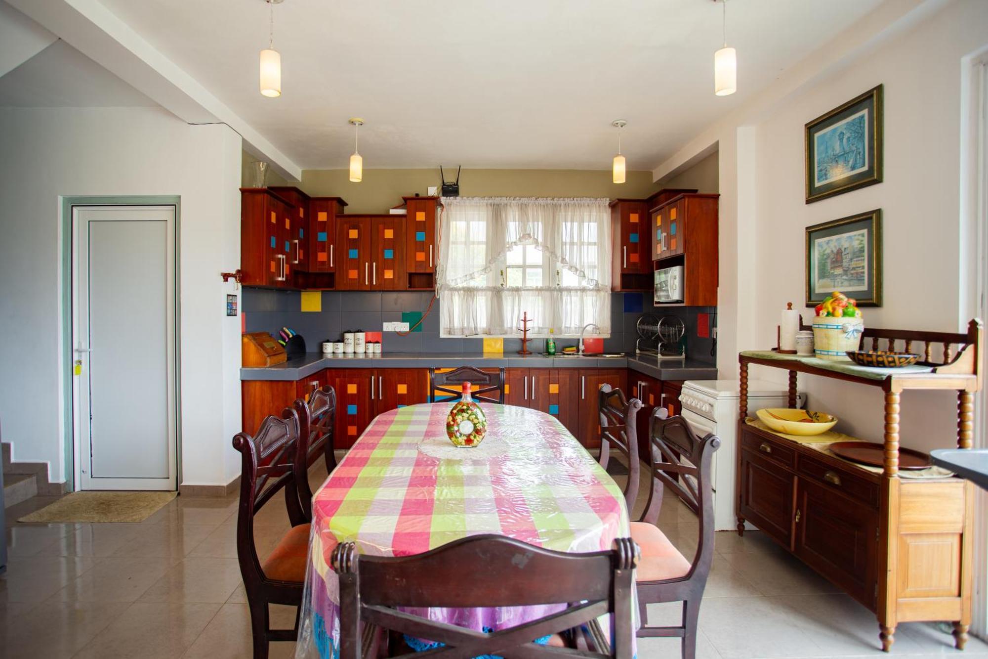 Hillneliya Hotel 3*
