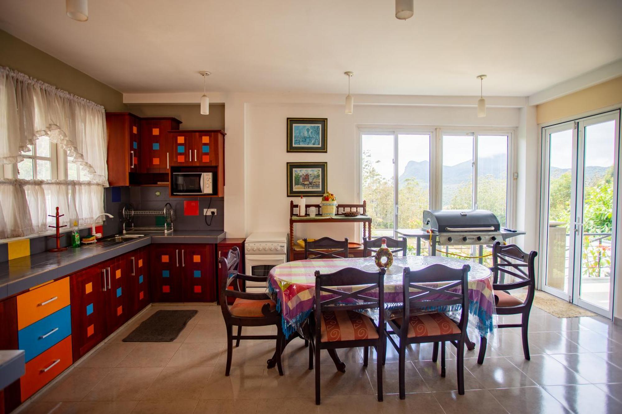 Hotel Hillneliya 3*