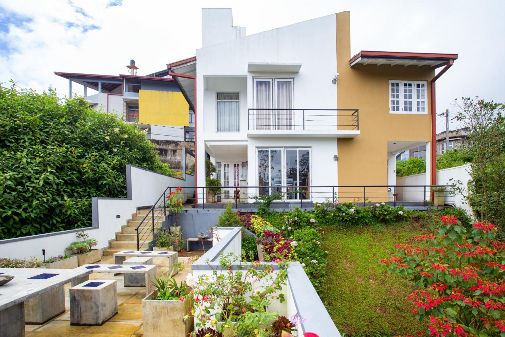 Hotel Hillneliya