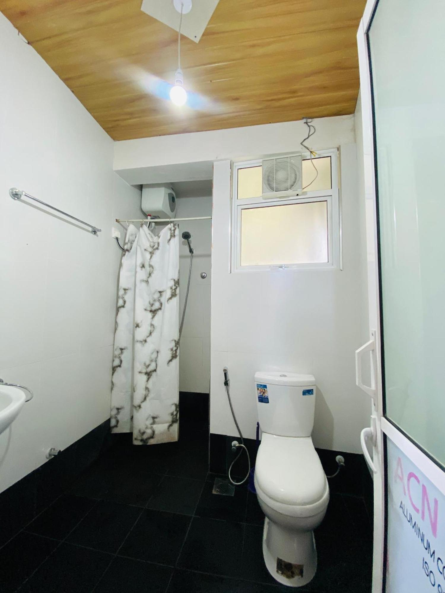 Guest house Niwasa Hills *