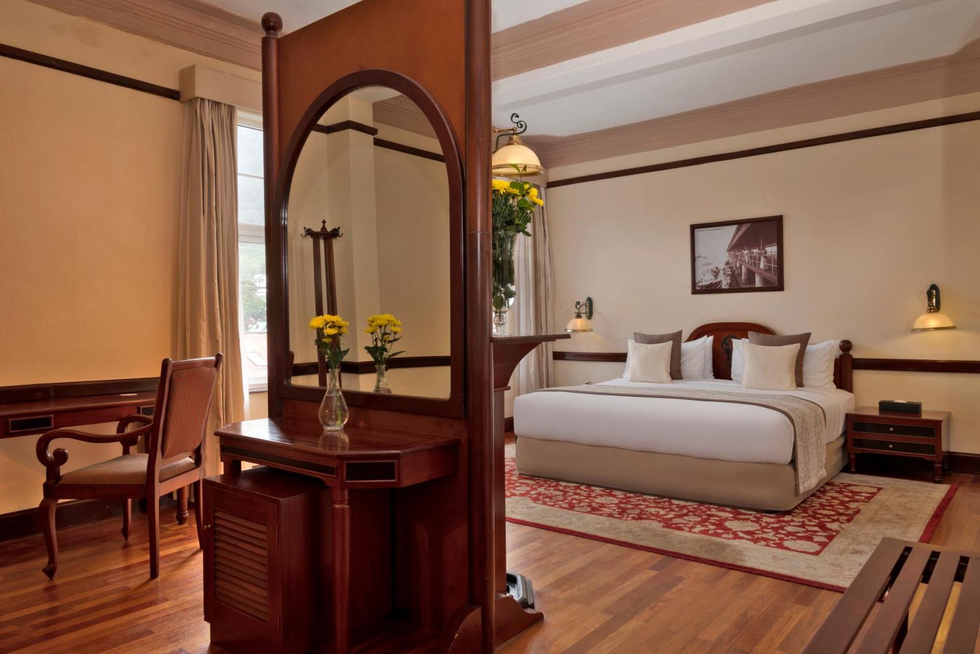 Hotel The Grand - Heritage Grand