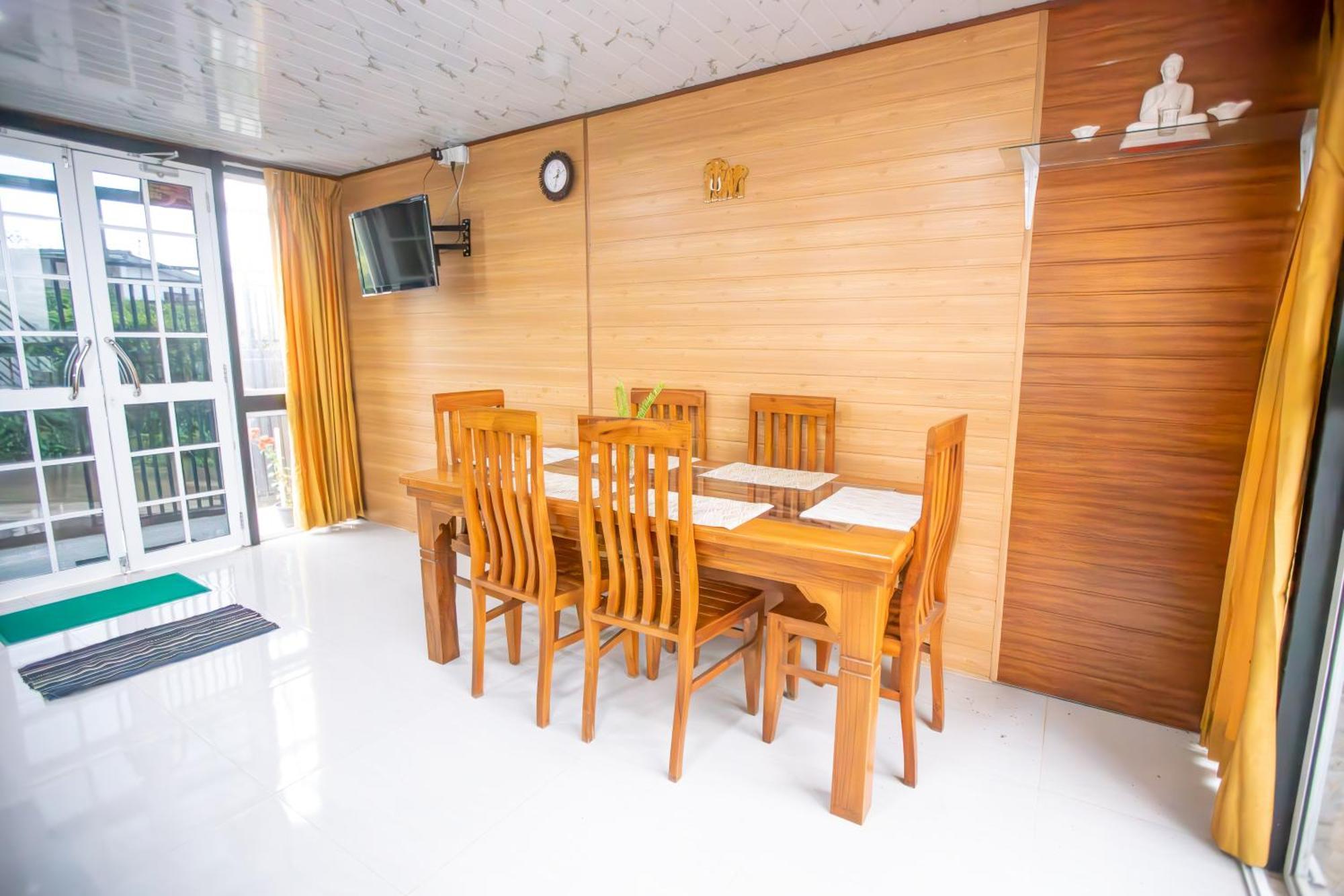 Minu's Apartment *
